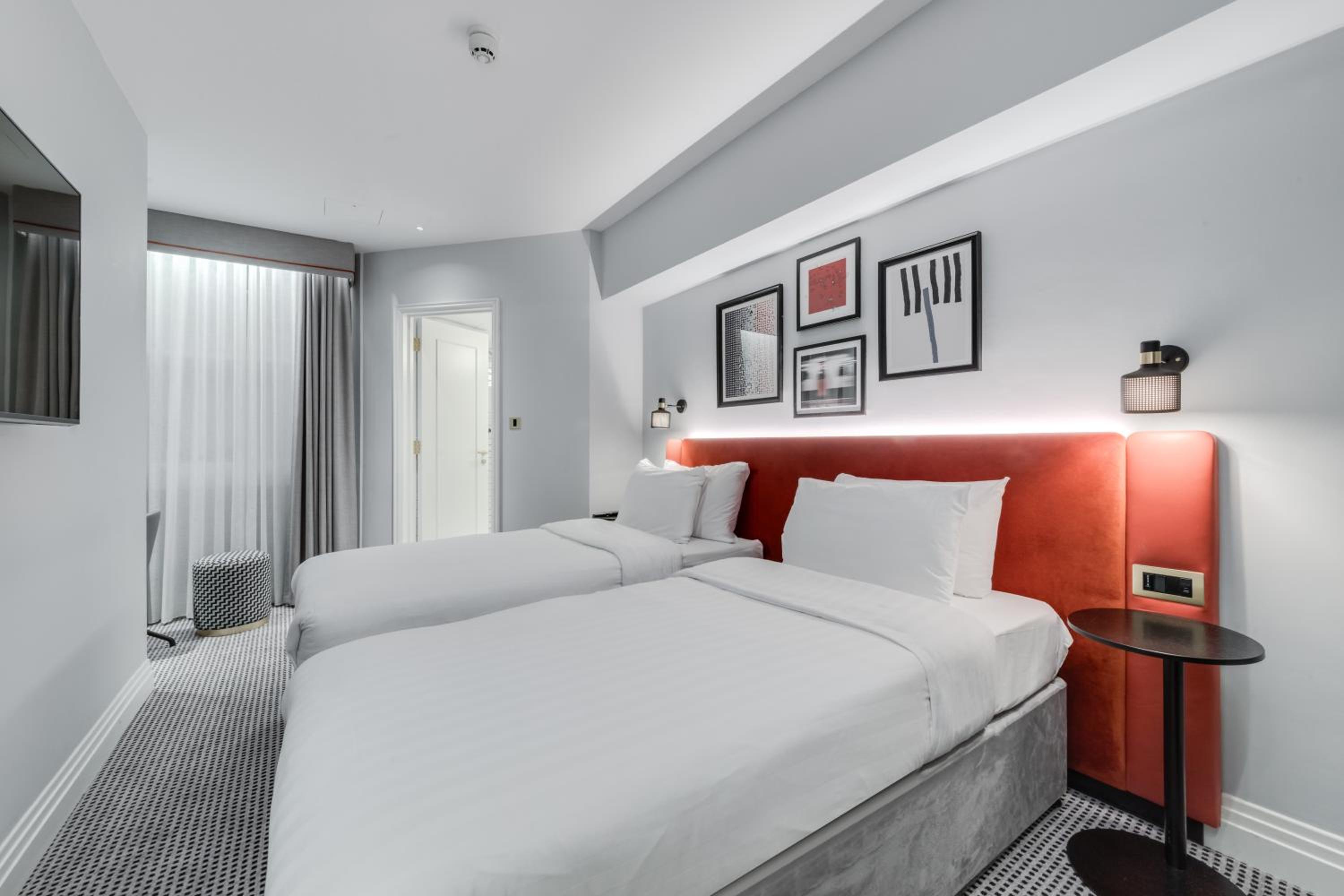 Superior Twin Room photo 1