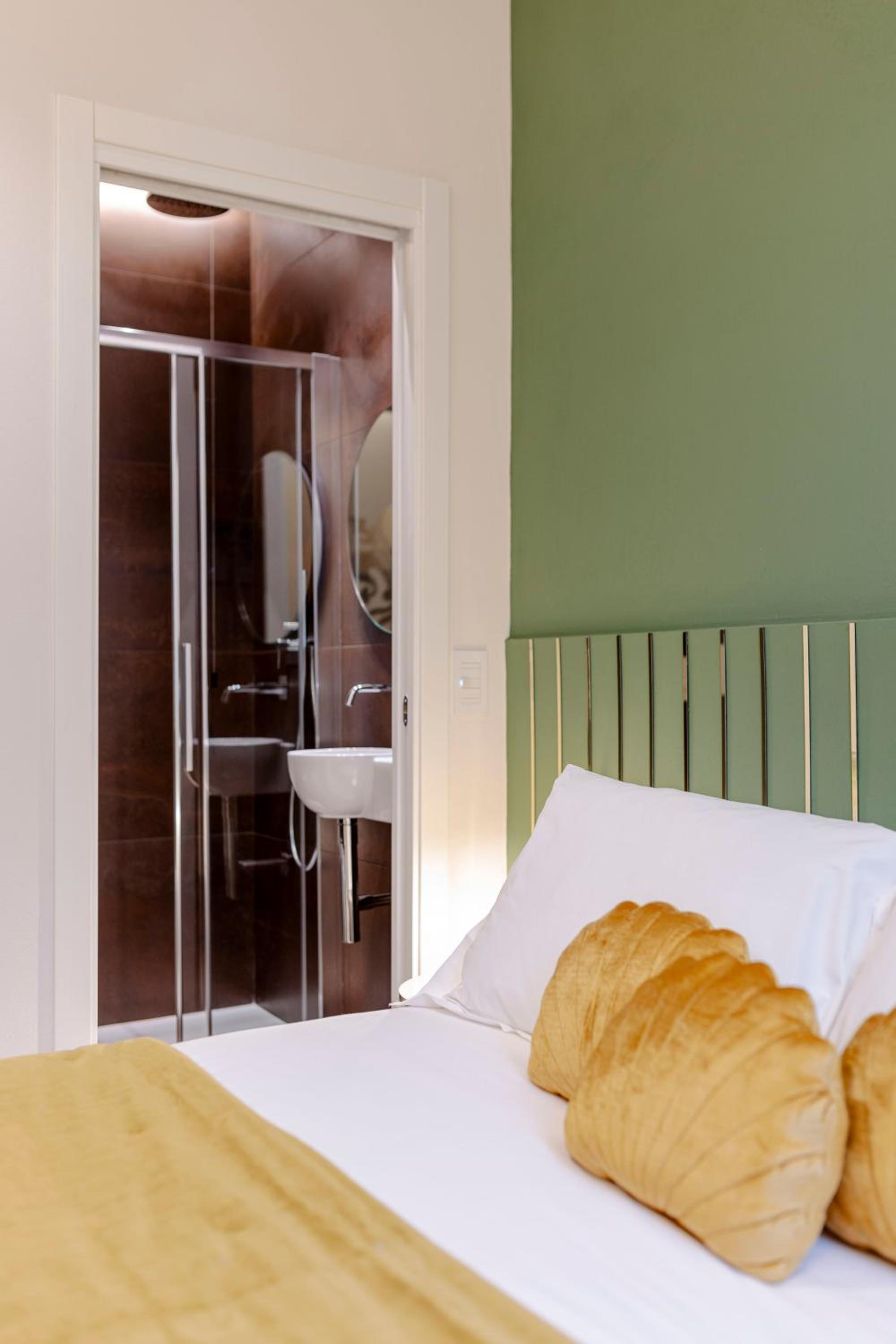 Double or Twin Room photo 2