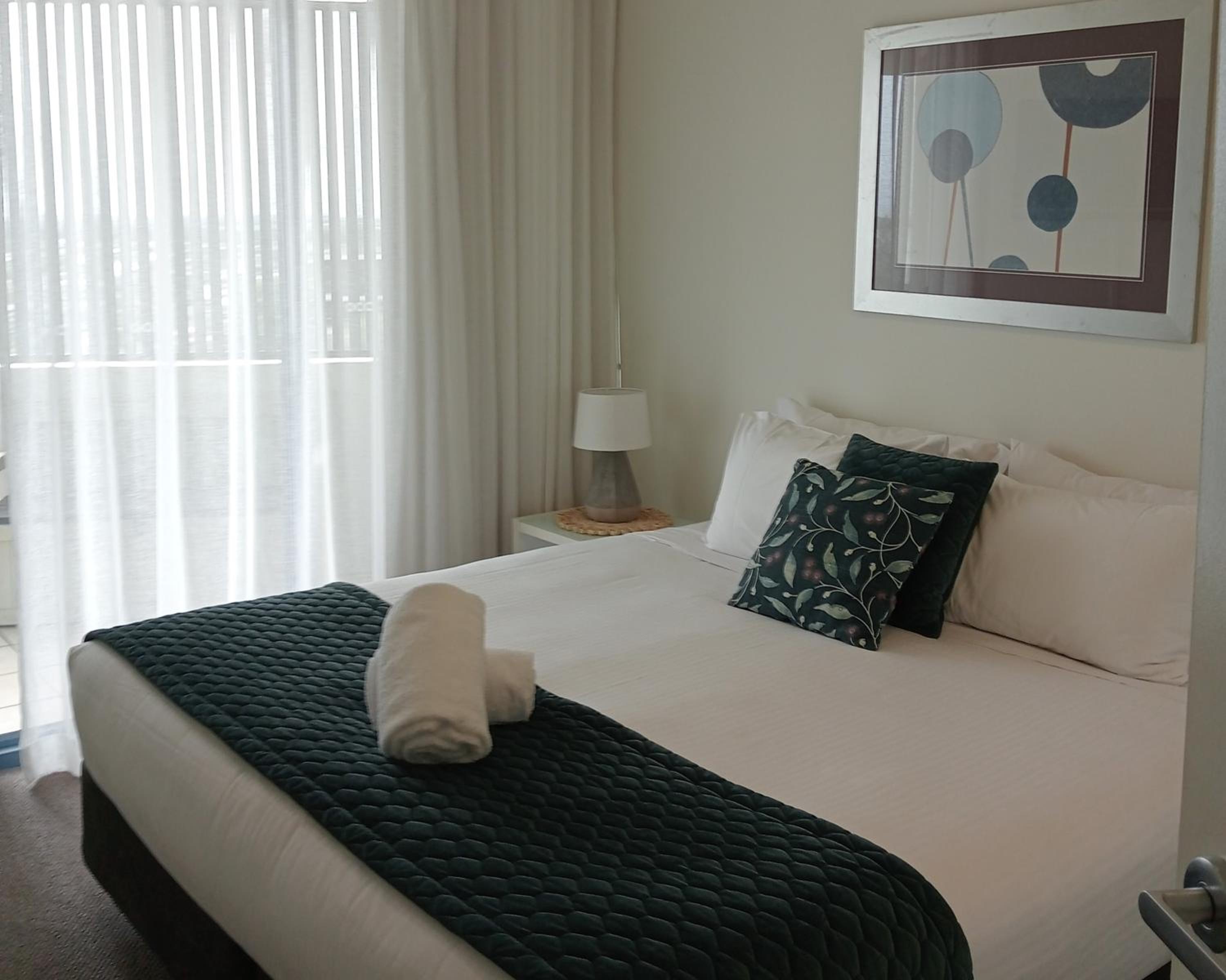 One-Bedroom Apartment - Photo 10
