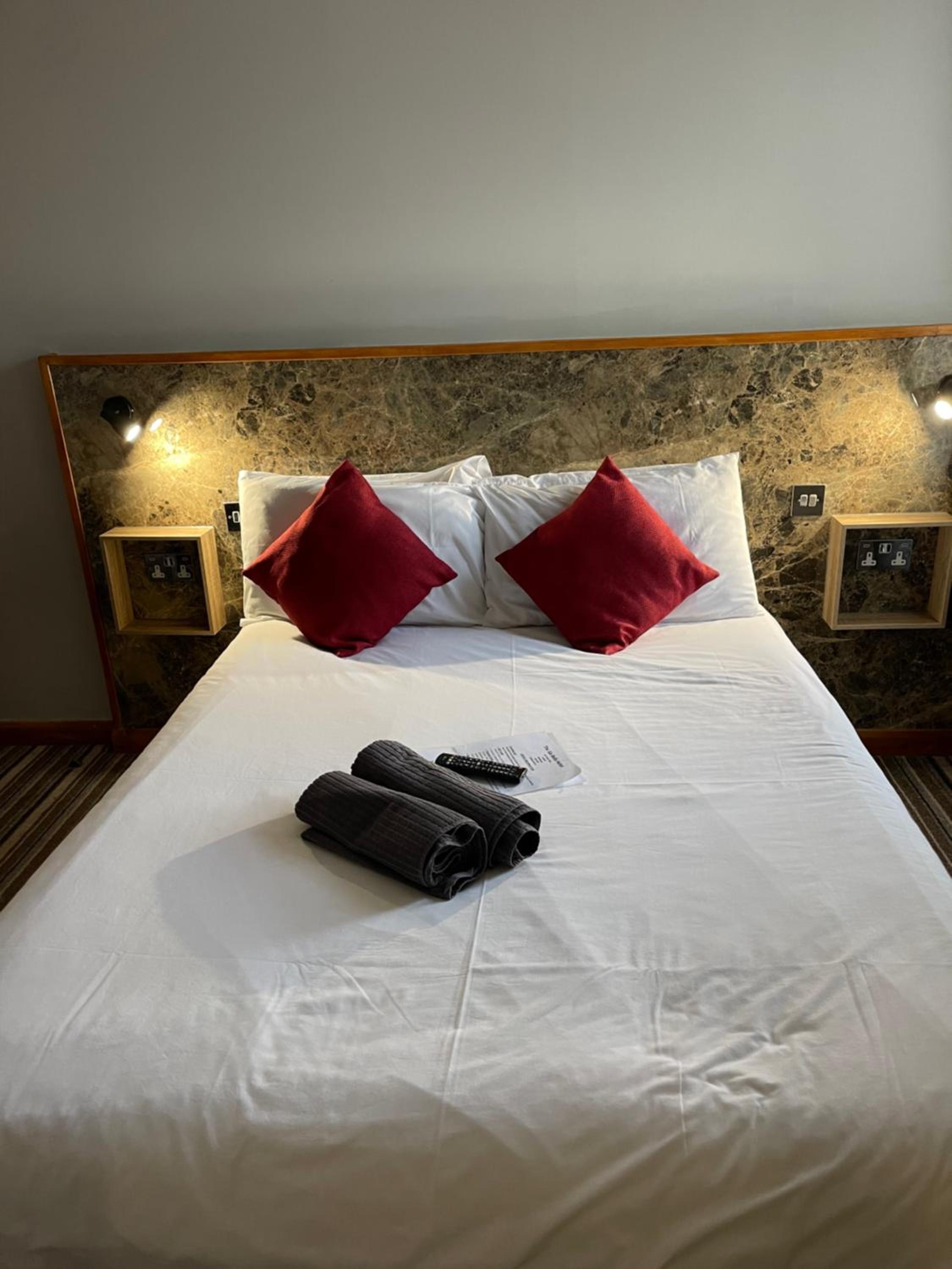 Double Room - Photo 30