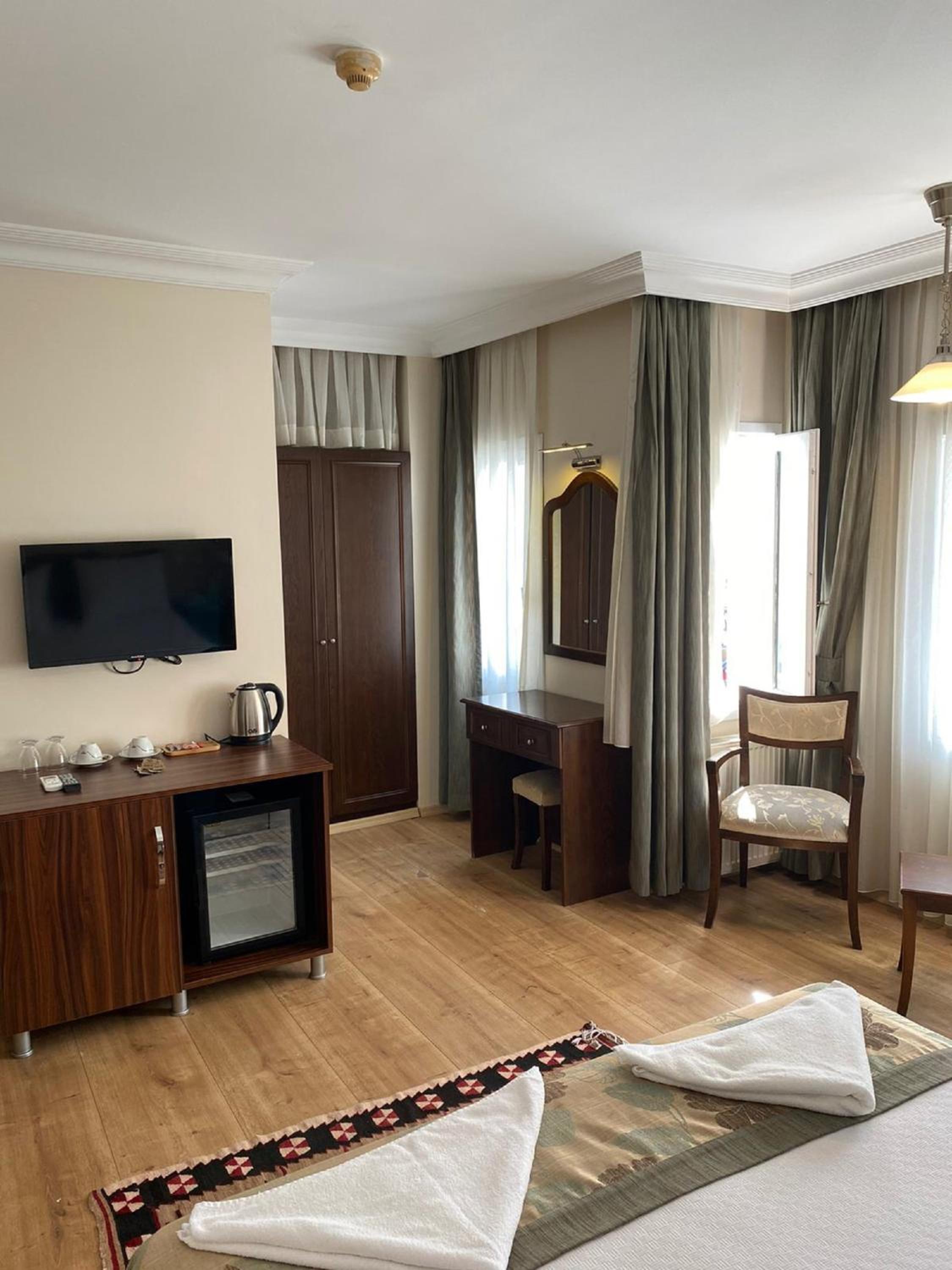 Standard Double Room photo 2