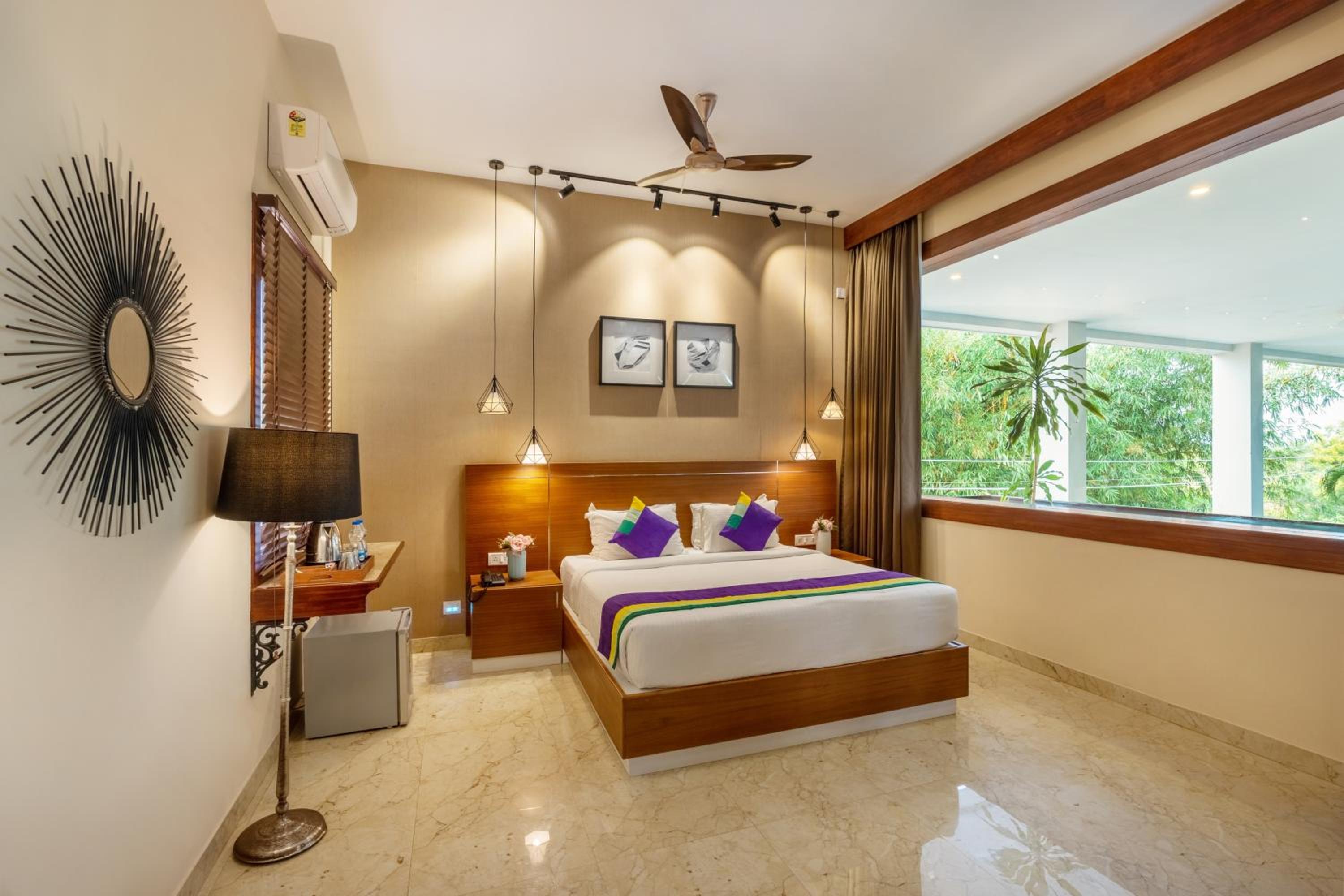 Deluxe Double Room photo 2