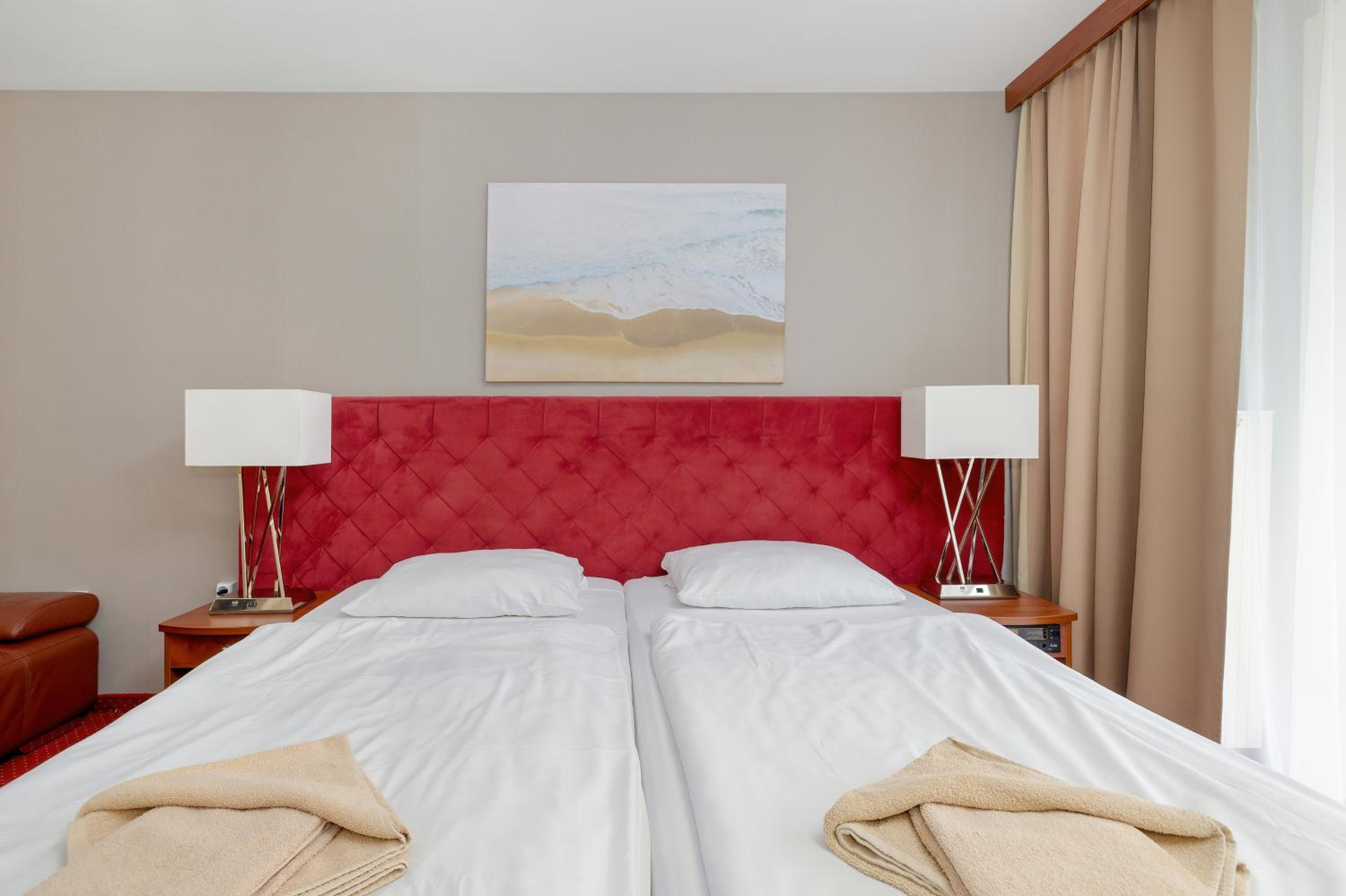 Triple Room with Balcony - Photo 20