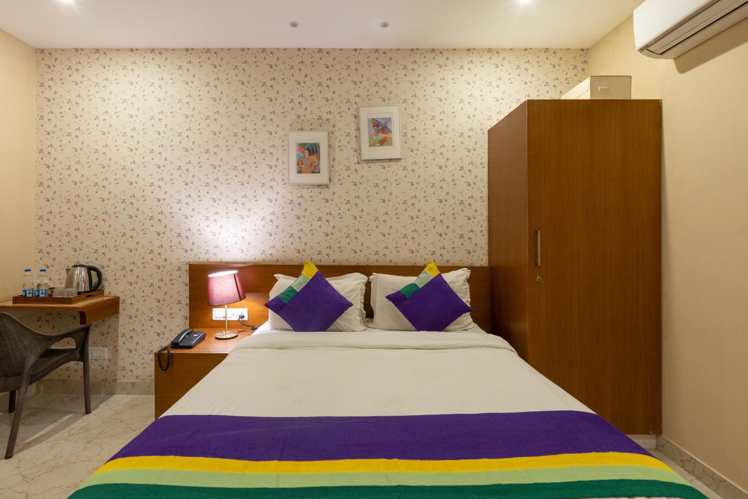 Standard Double Room photo 3