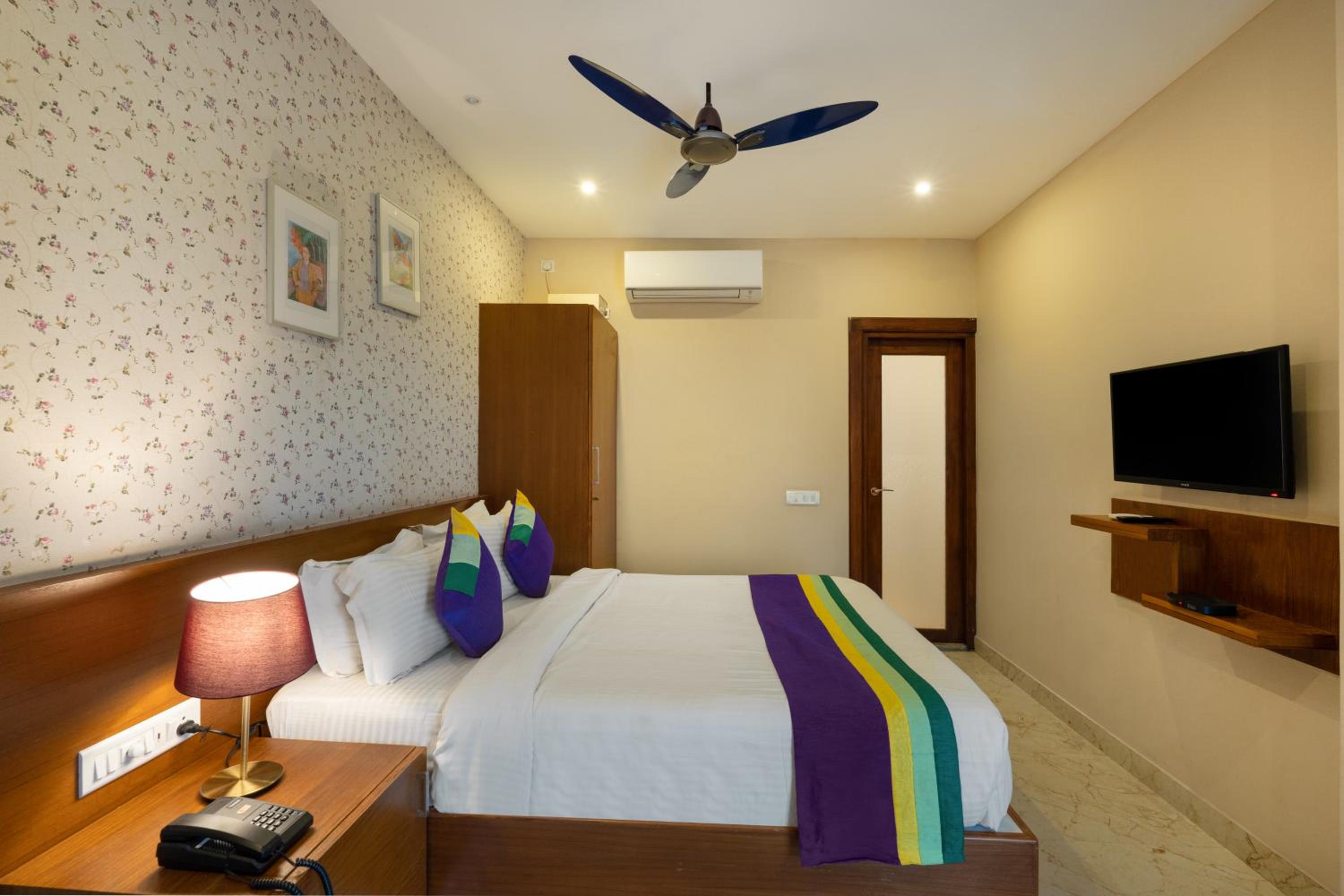 Standard Double Room photo 2