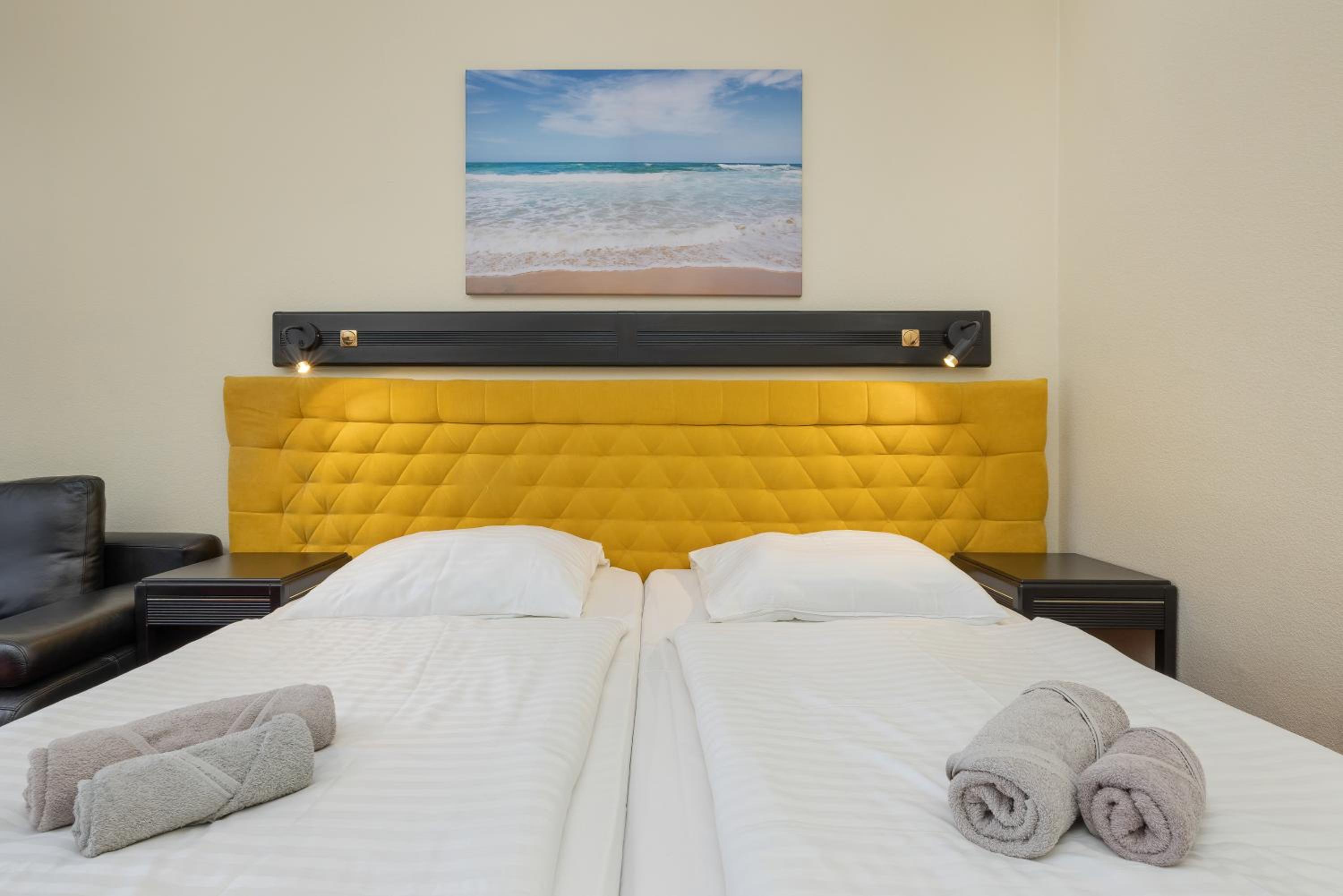 Triple Room with Balcony - Photo 4