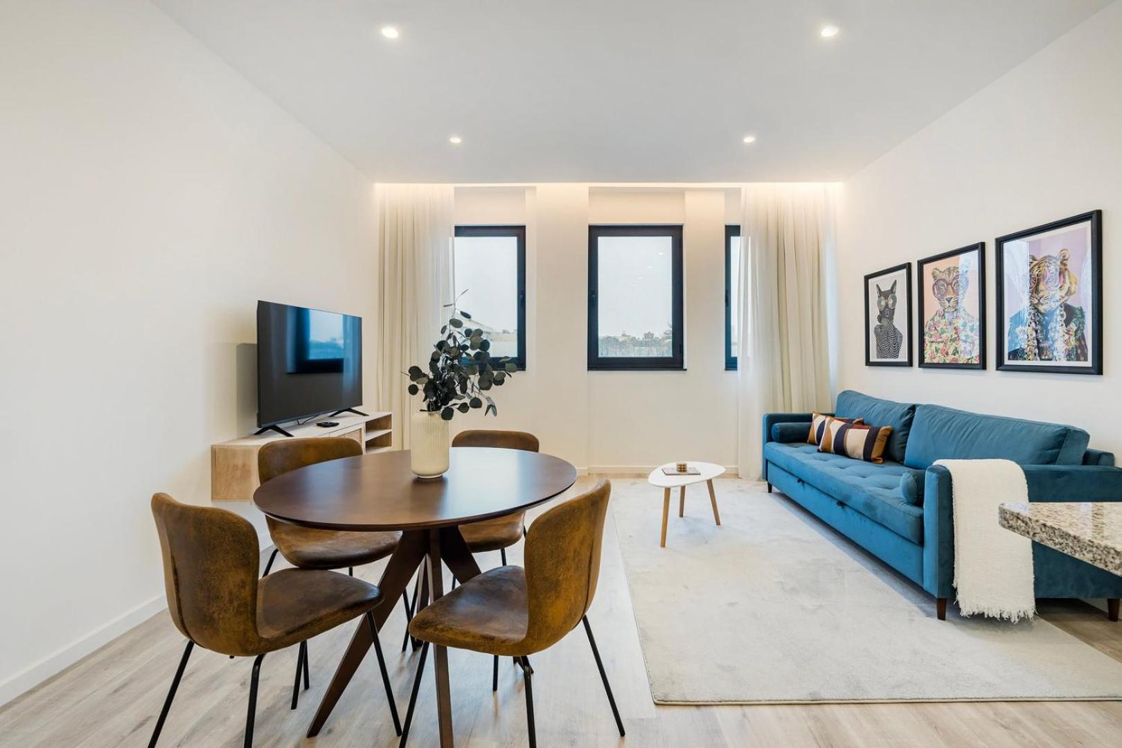 One-Bedroom Apartment