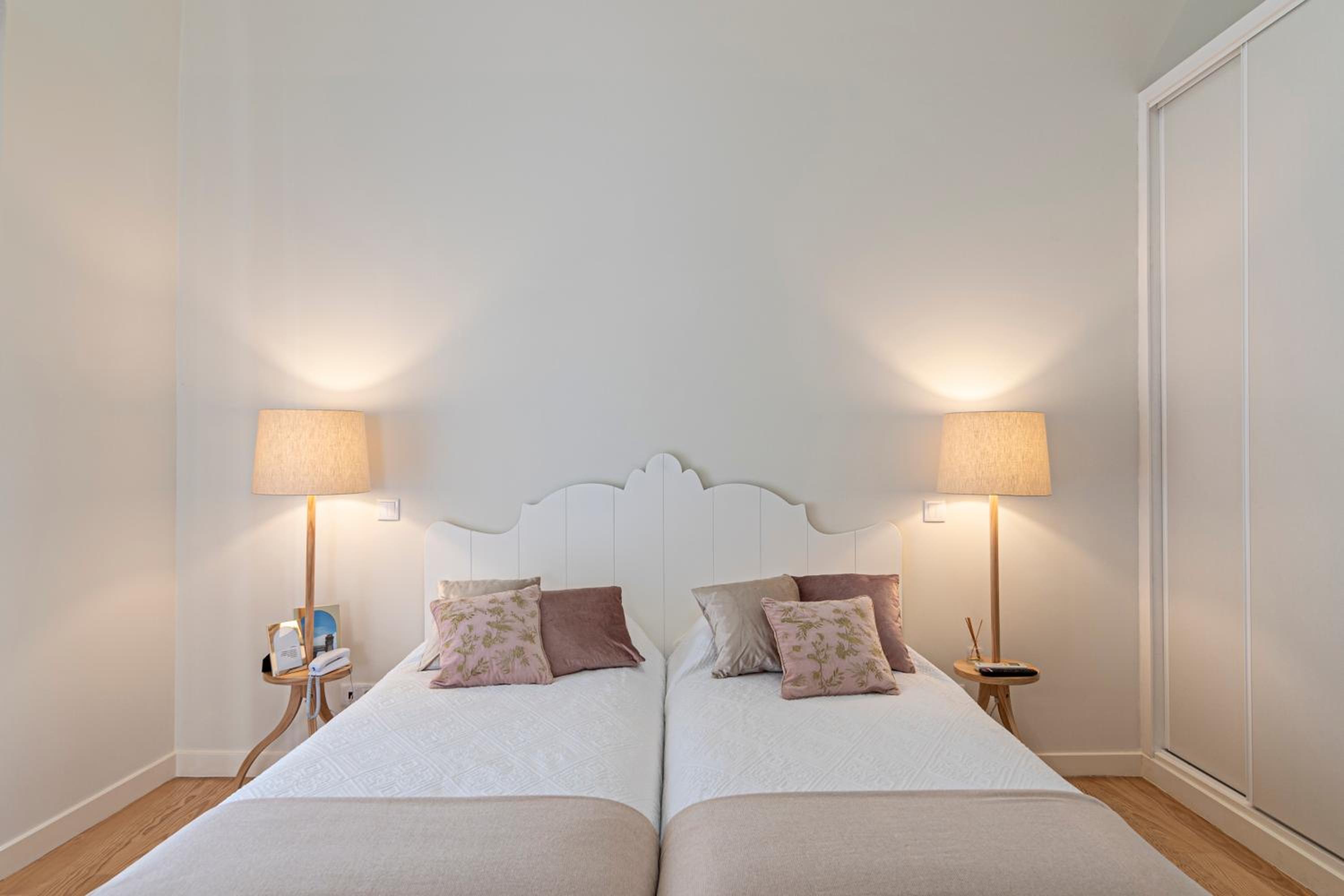 Suite - Photo 2