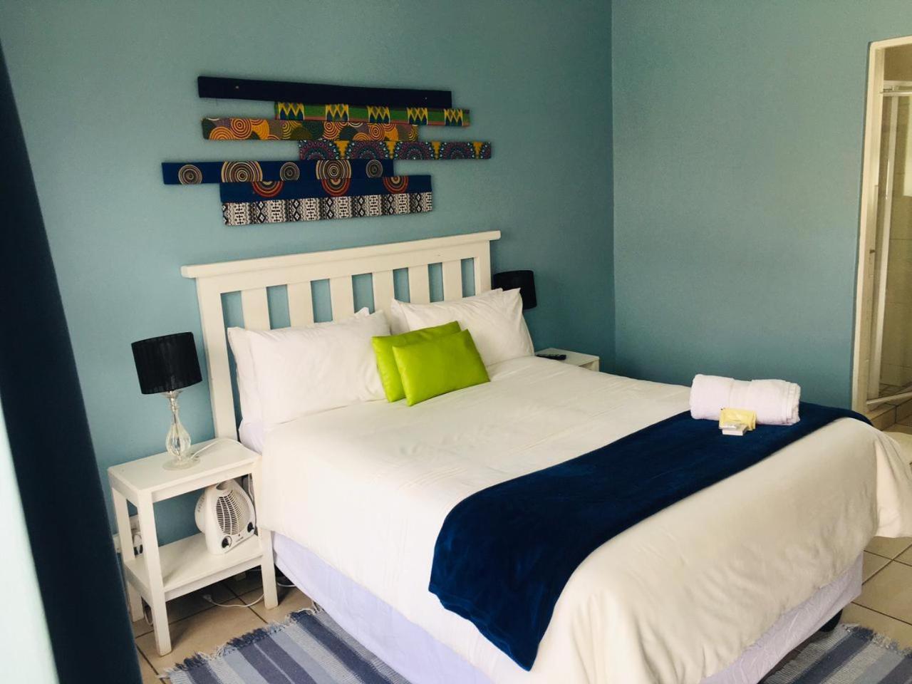Double Room with Private Bathroom photo 1