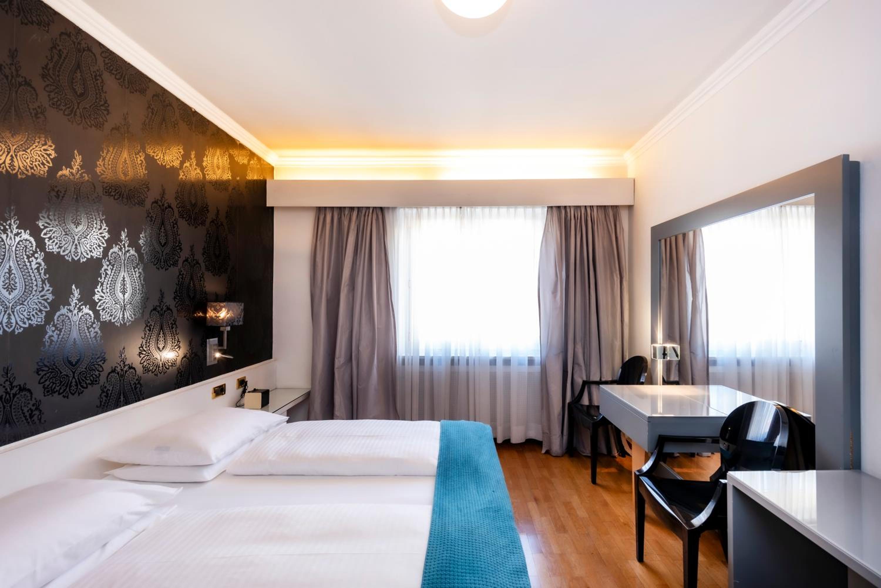 Classic Double Room