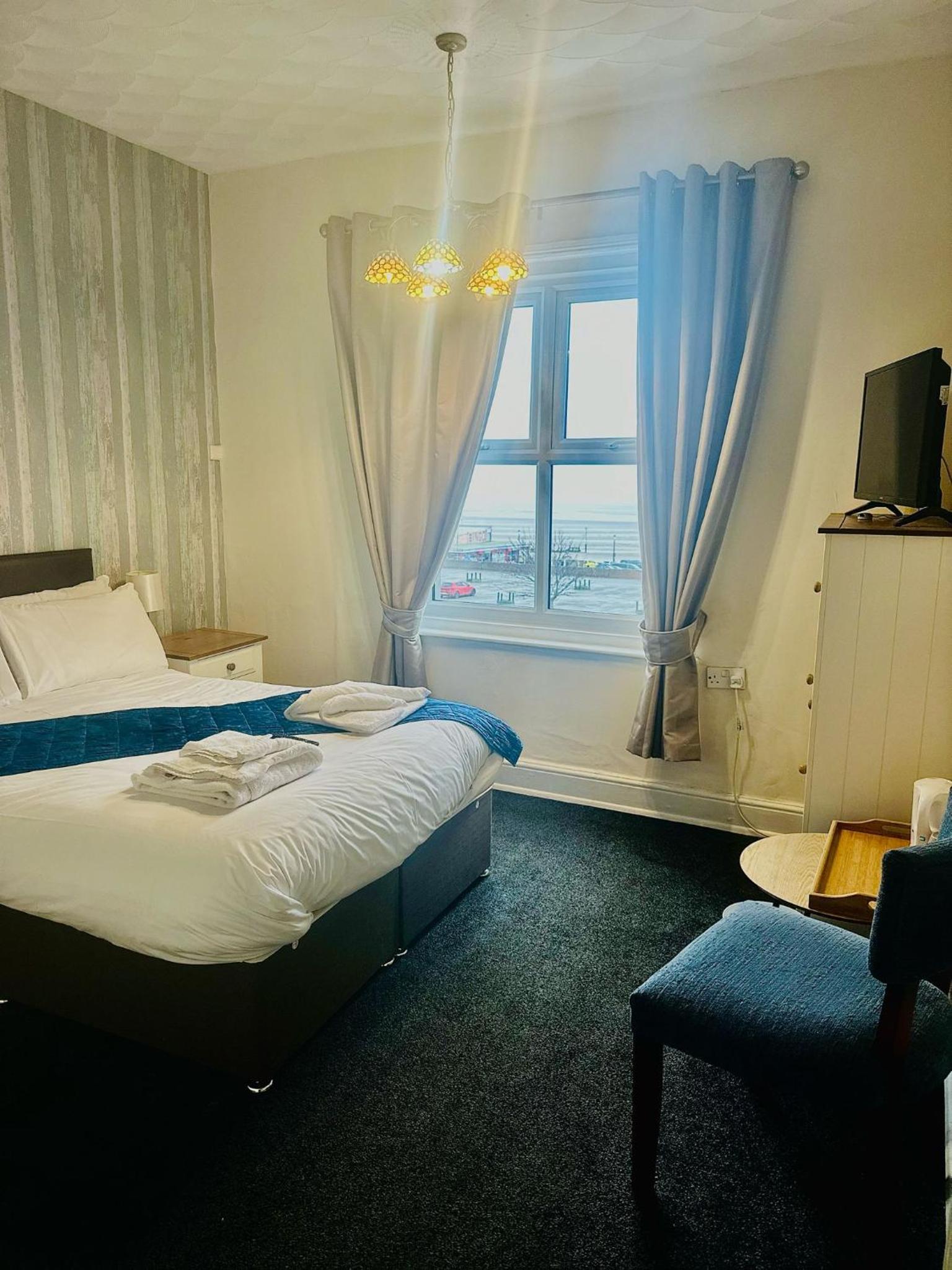 Double Room with Sea View photo 3