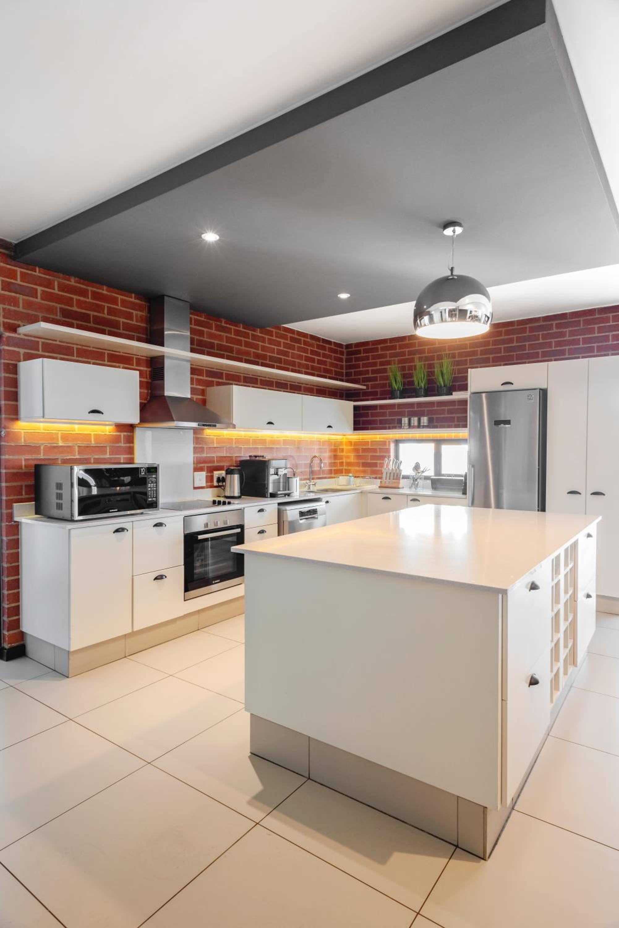 Three Bedroom Penthouse photo 3