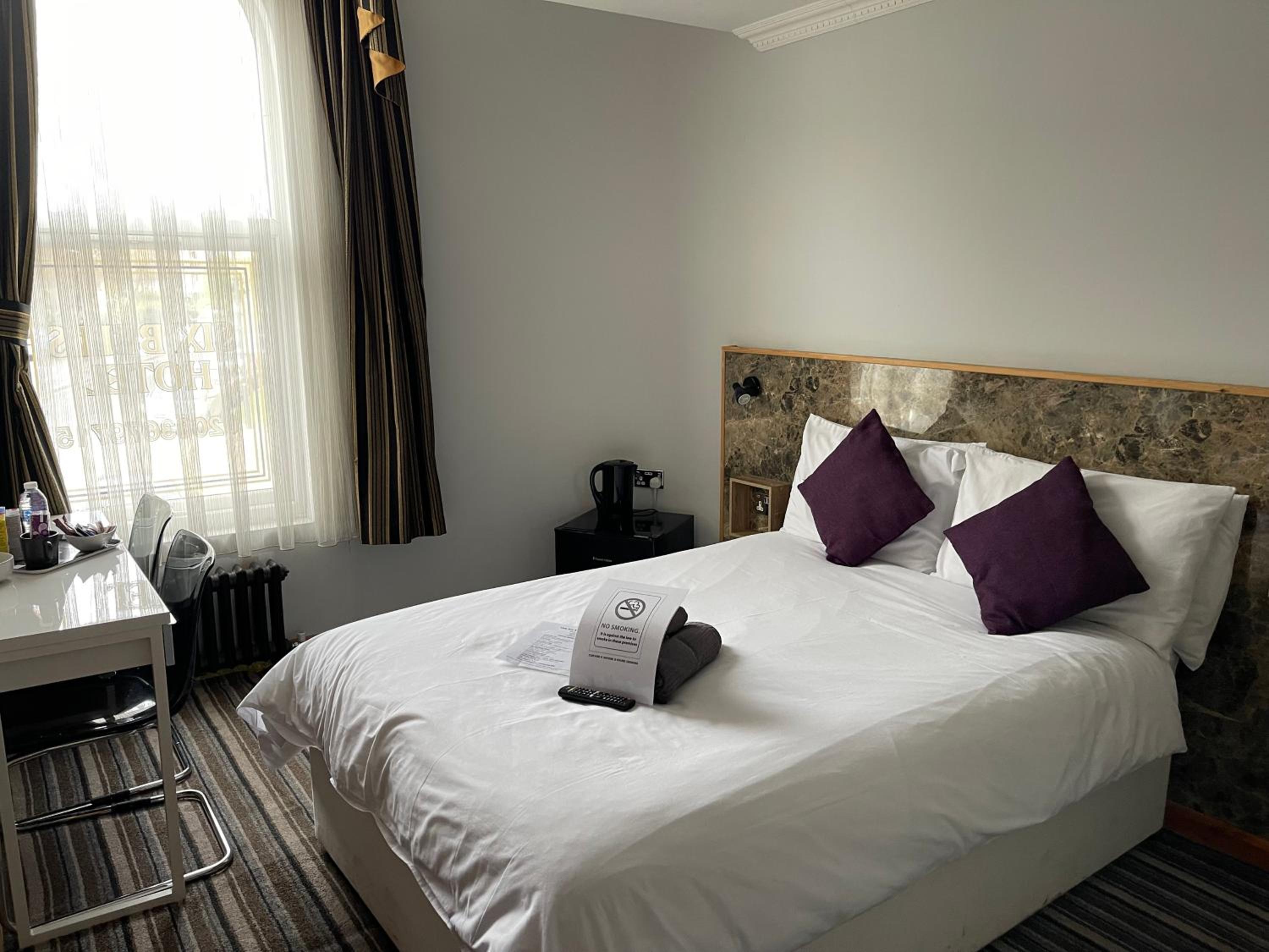 Double Room - Photo 19
