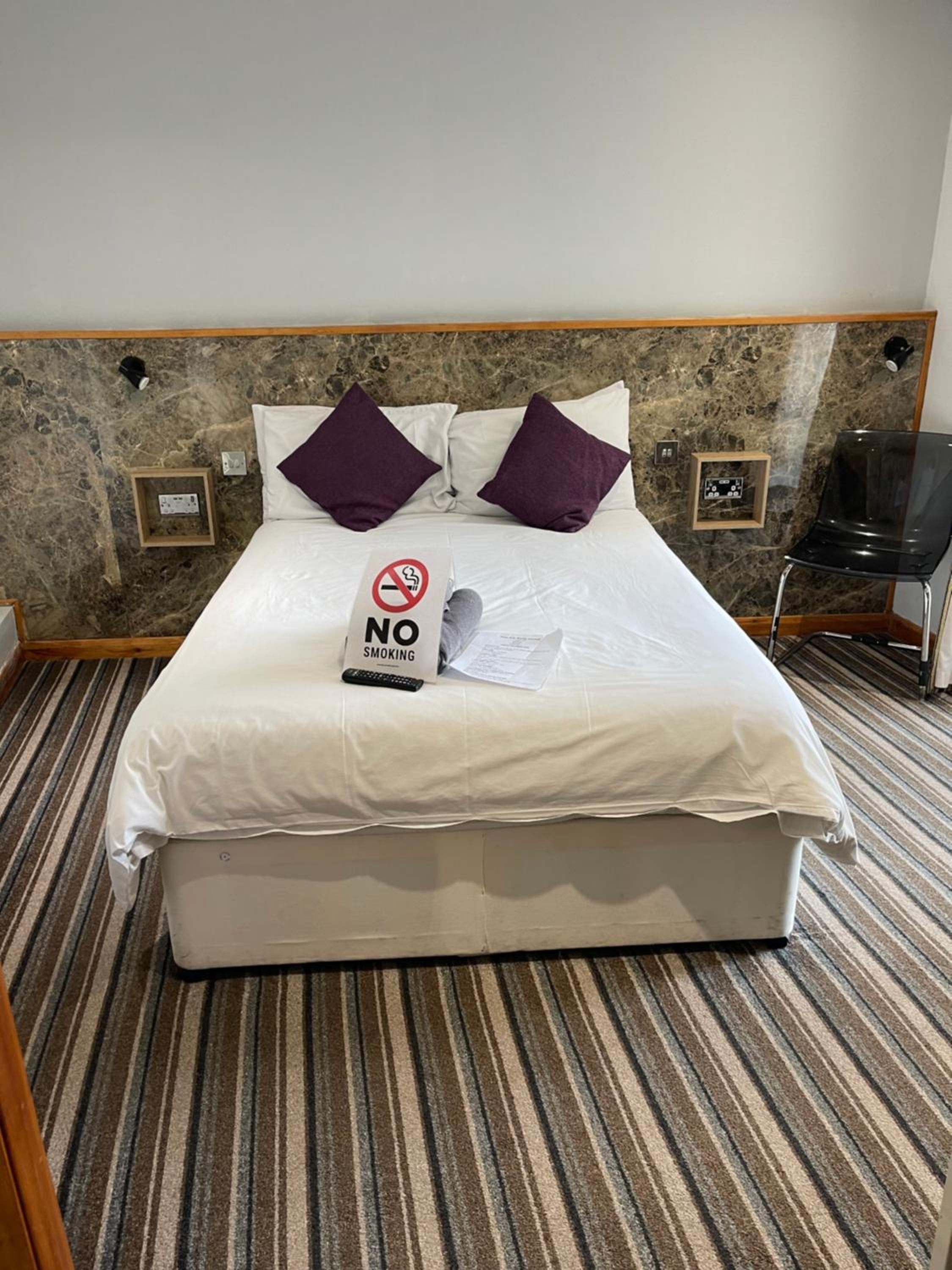 Double Room - Photo 21