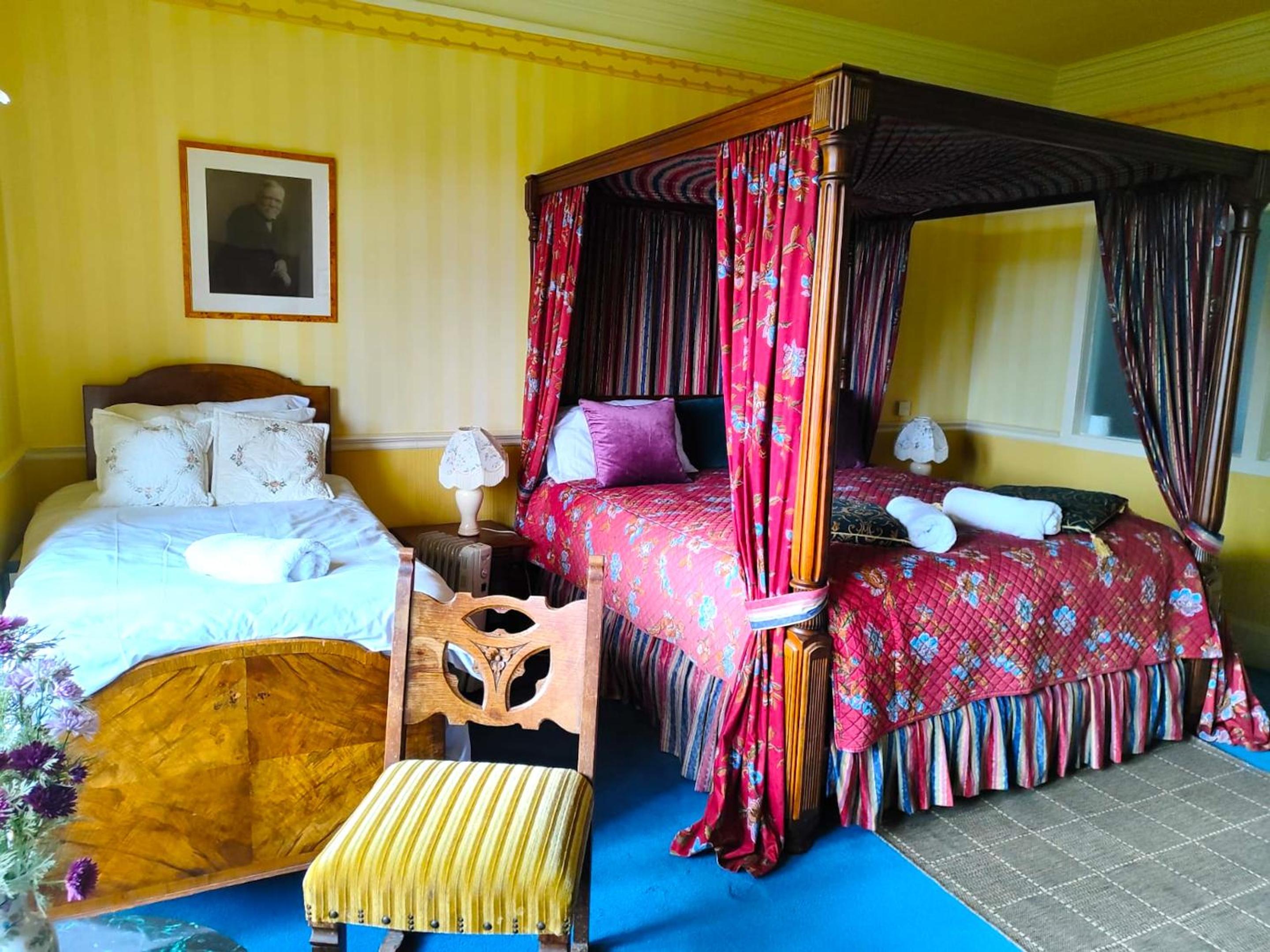 Deluxe King Room photo 2