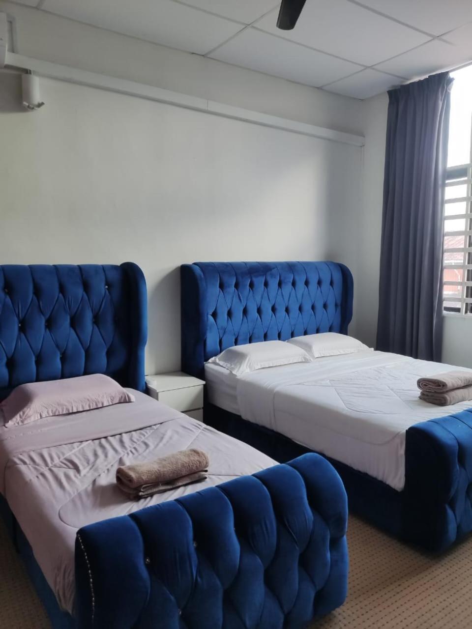 Double or Twin Room with Bathroom