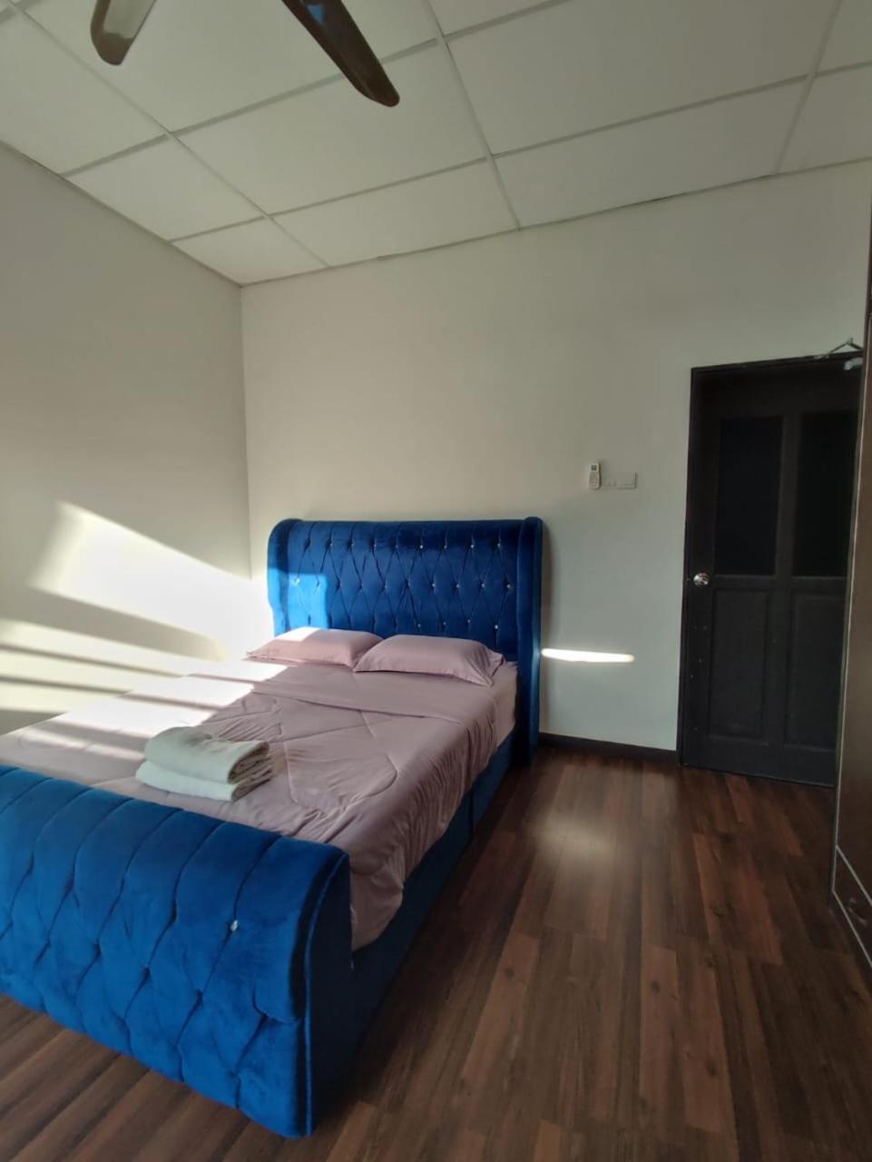 Deluxe Double Room with Shower