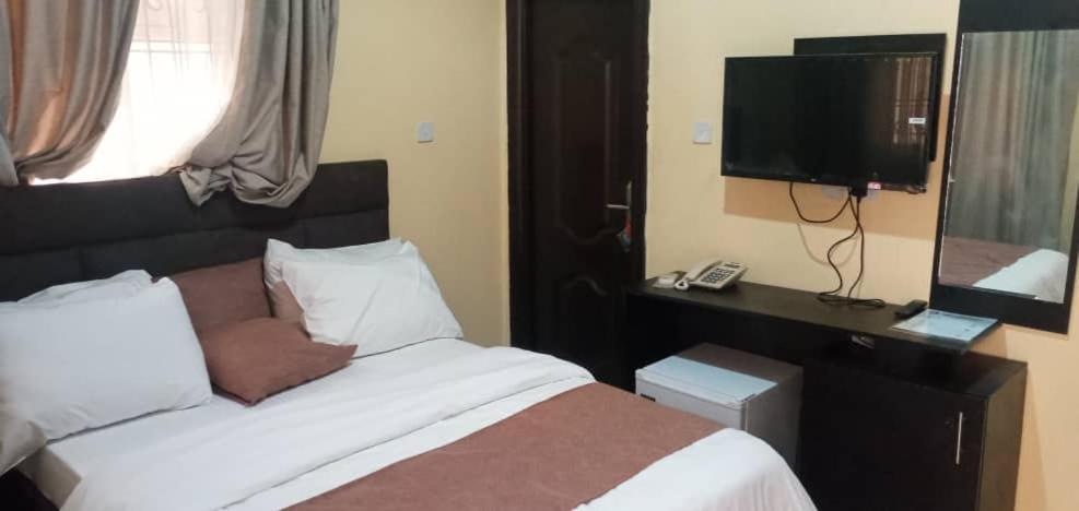 Budget Single Room photo 2