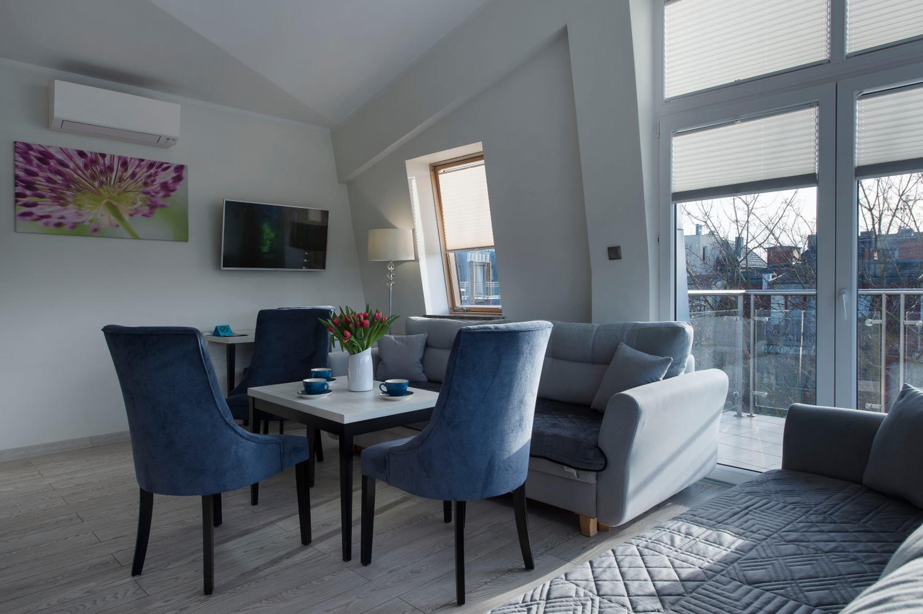 Two-Bedroom Apartment - Photo 14
