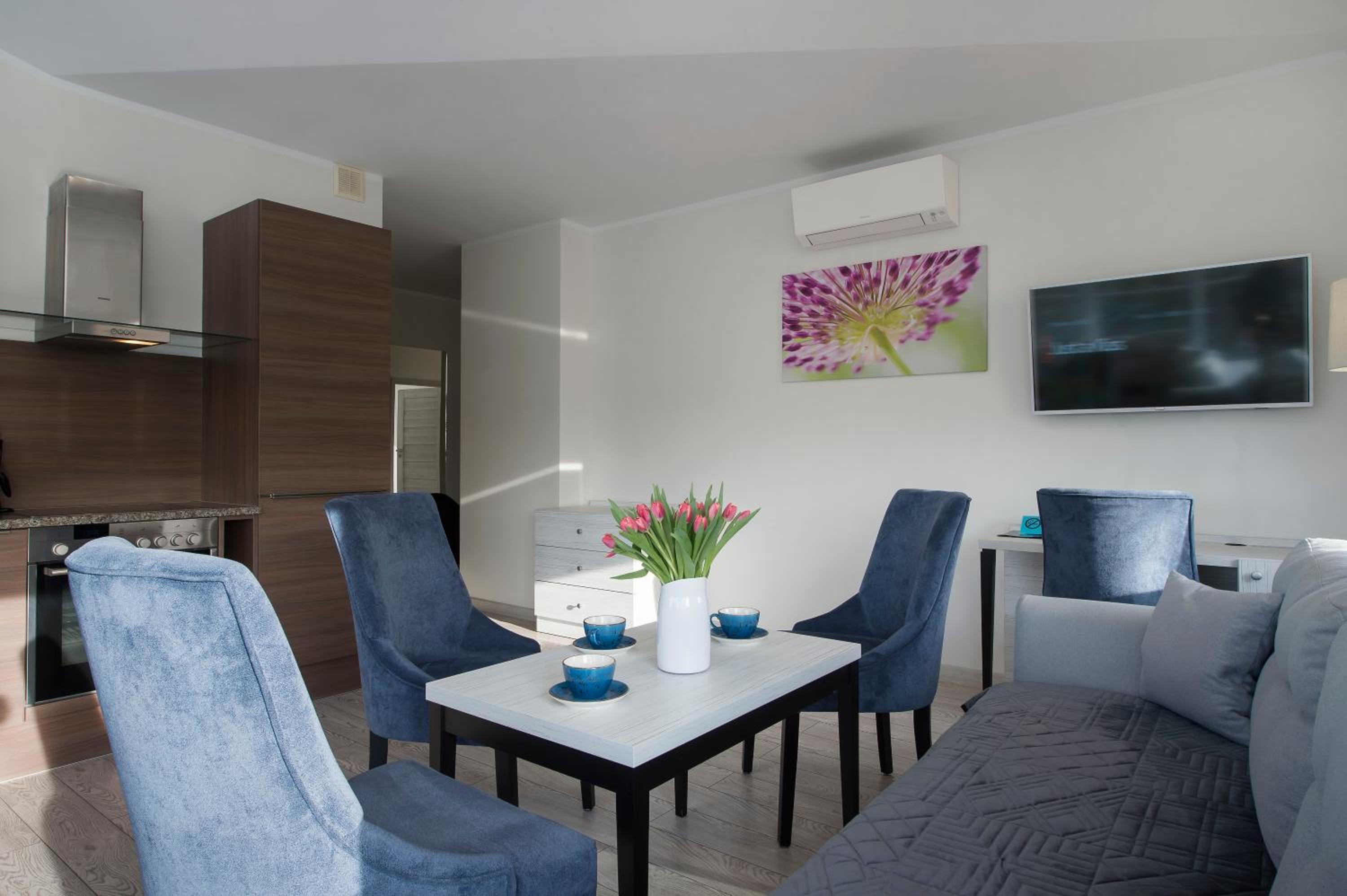 Two-Bedroom Apartment - Photo 20