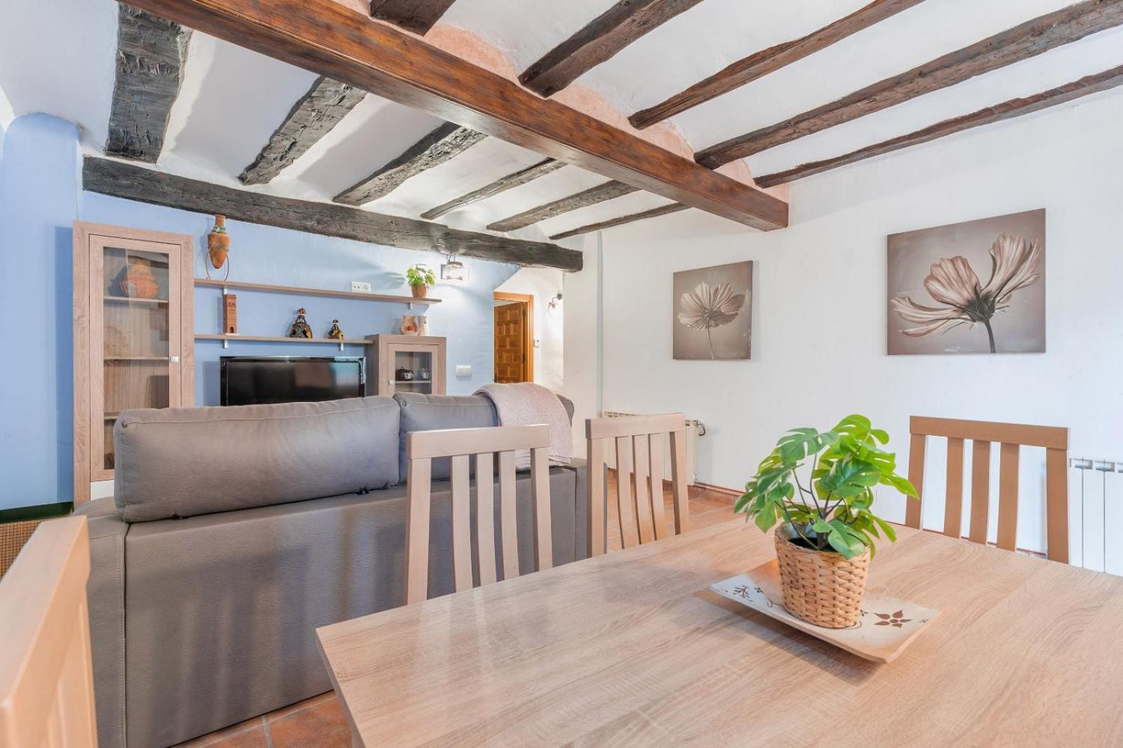 Casa de cuatro habitaciones
