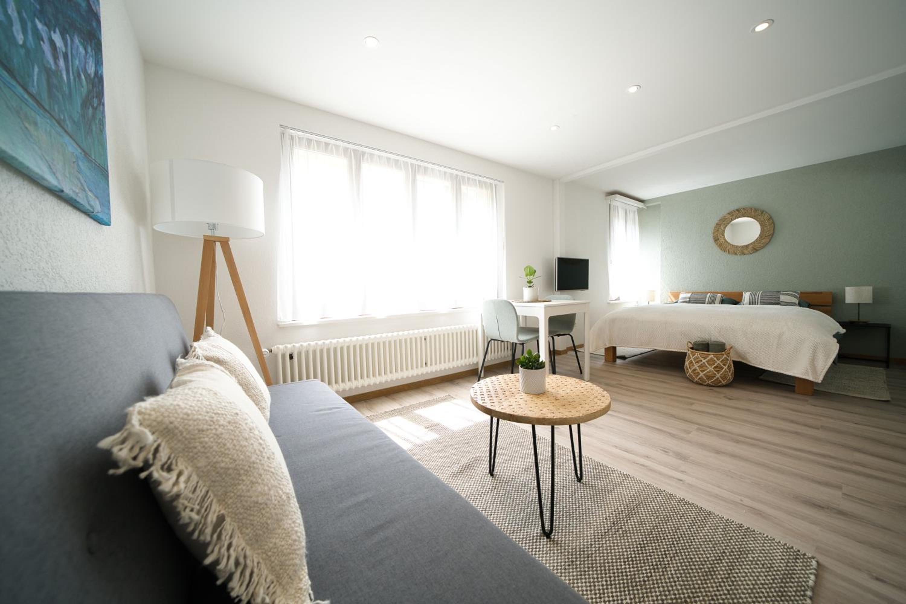 One-Bedroom Apartment