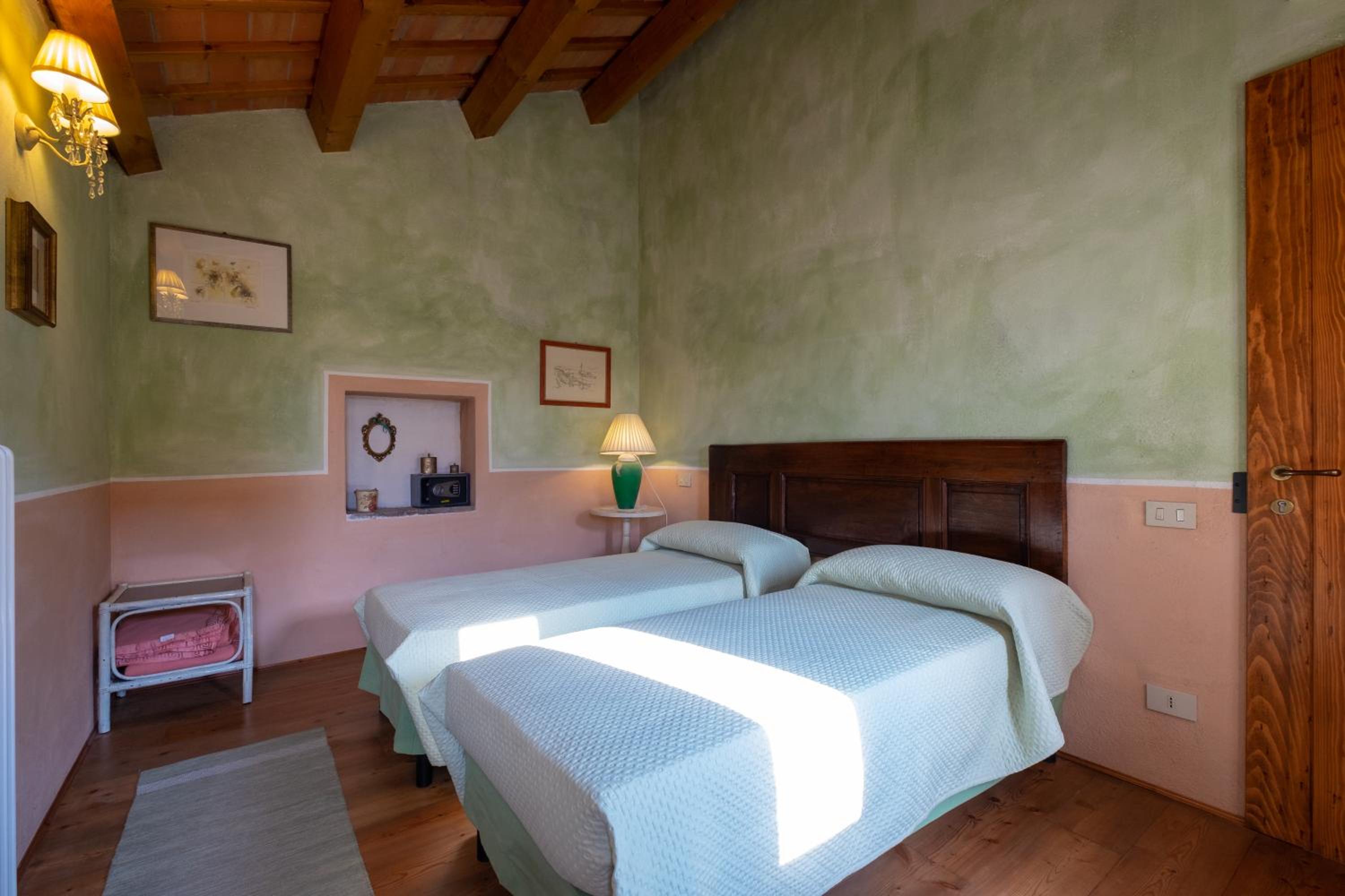 Deluxe Double or Twin Room with Balcony photo 1
