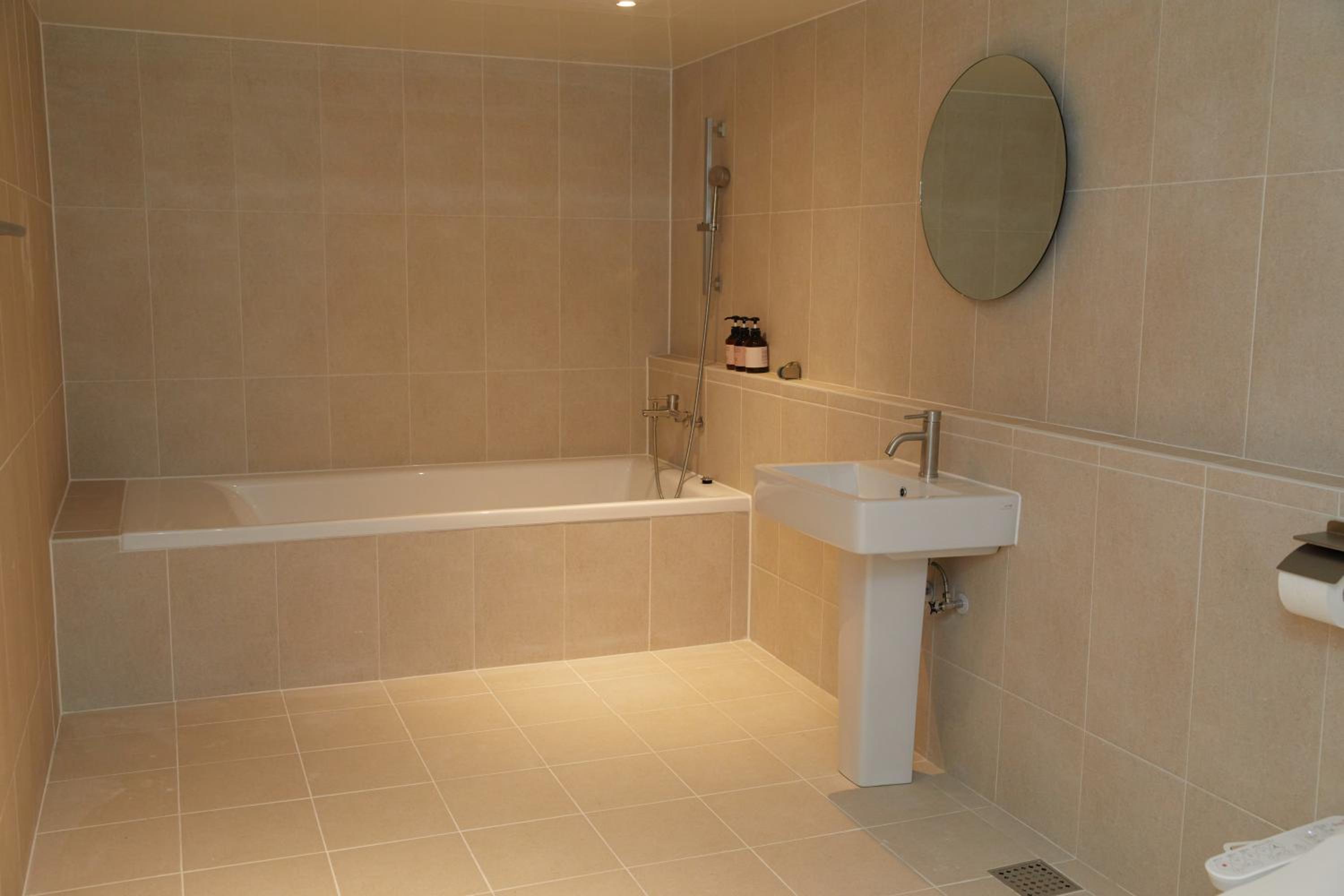 Double Room - Photo 4