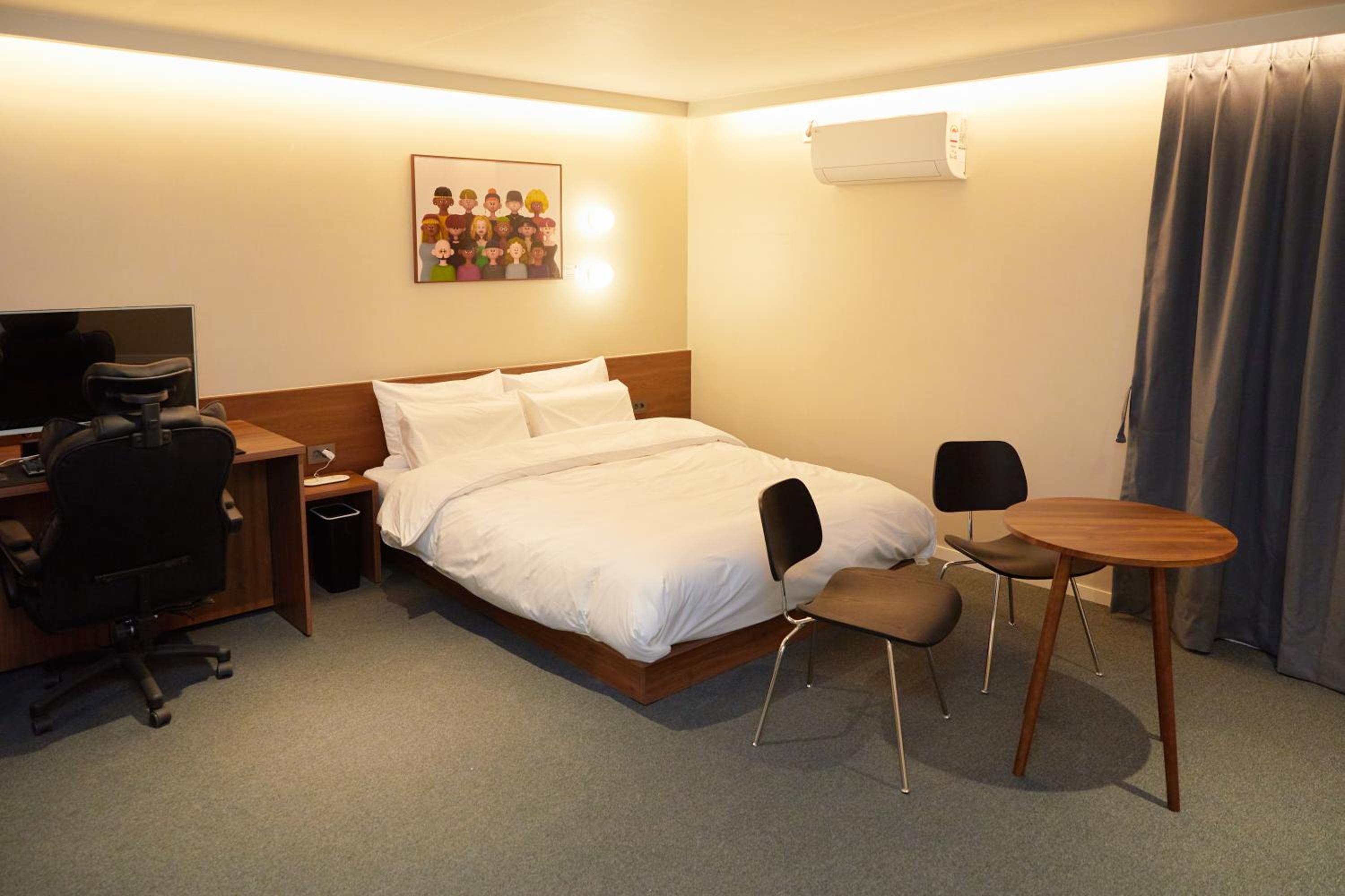 Double Room - Photo 1