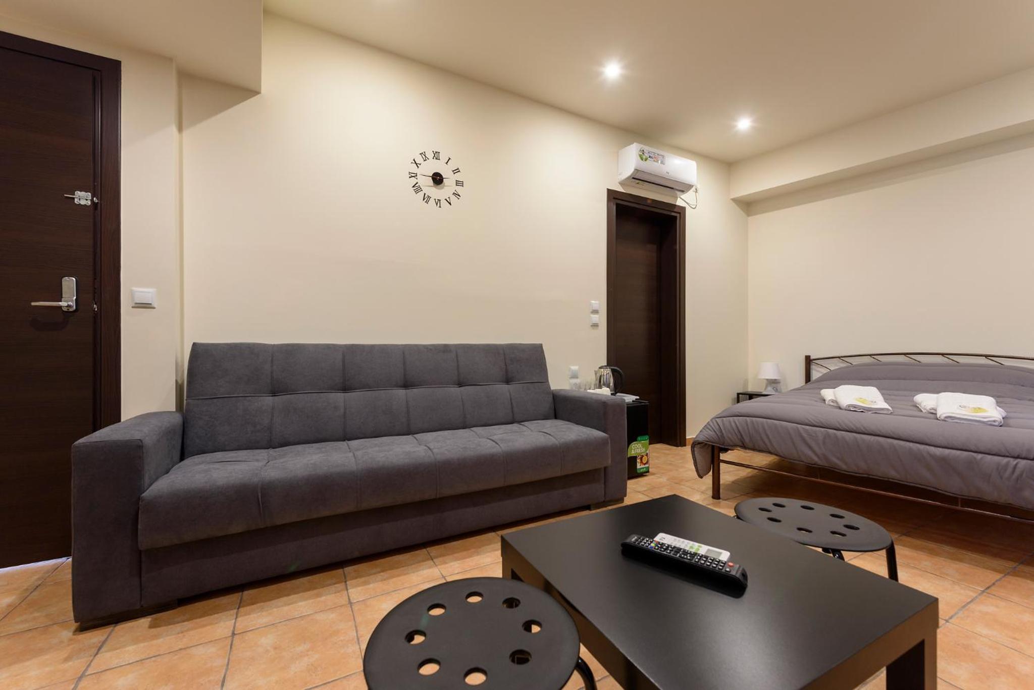 Deluxe Triple Room photo 2
