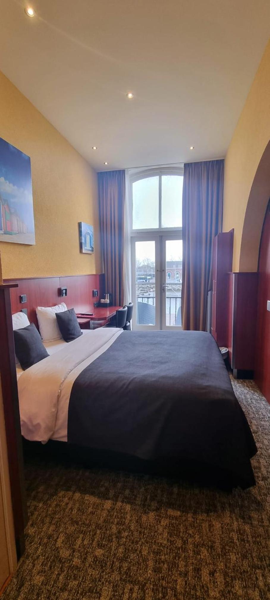 Small Double Room with Balcony