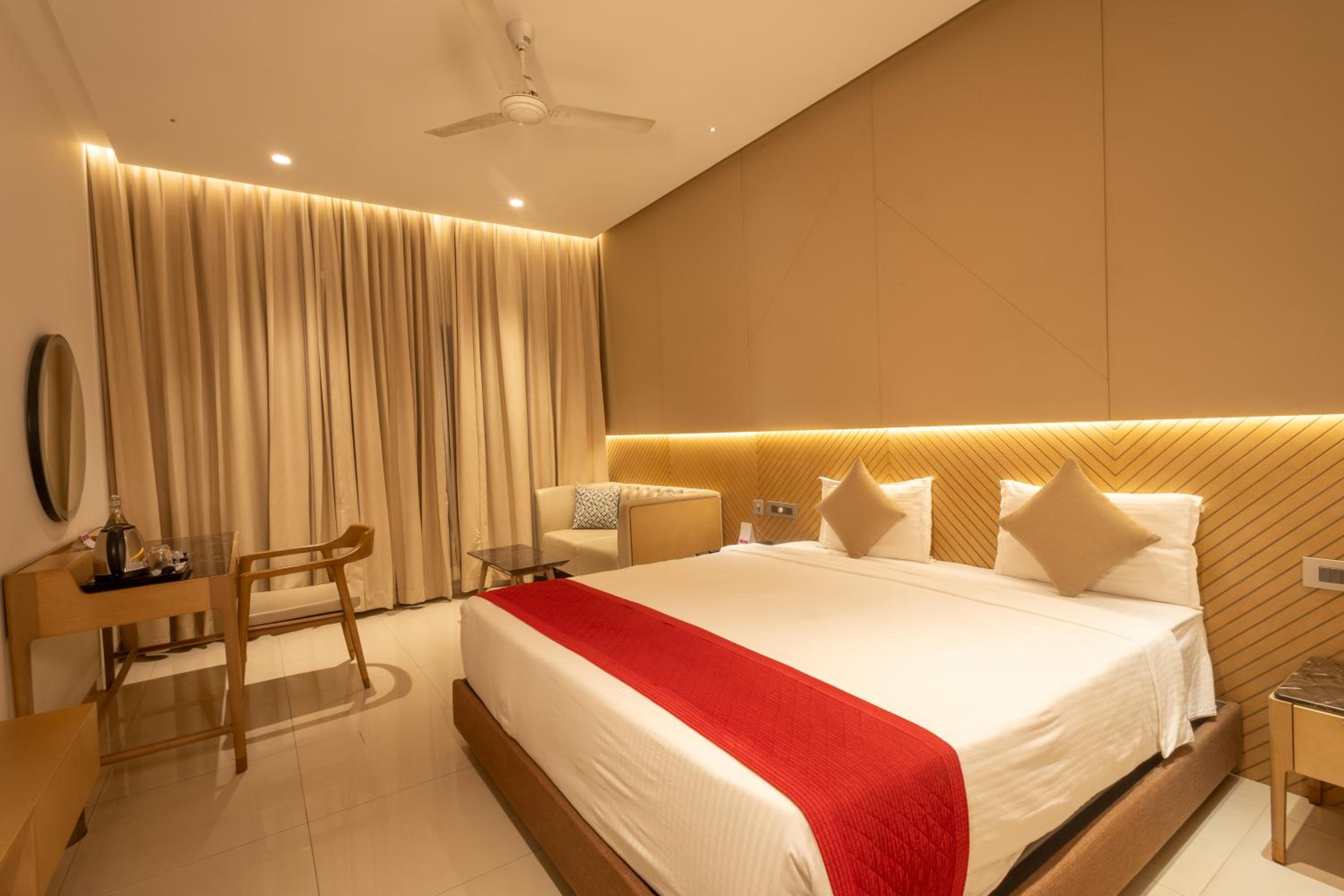 Deluxe King Room
