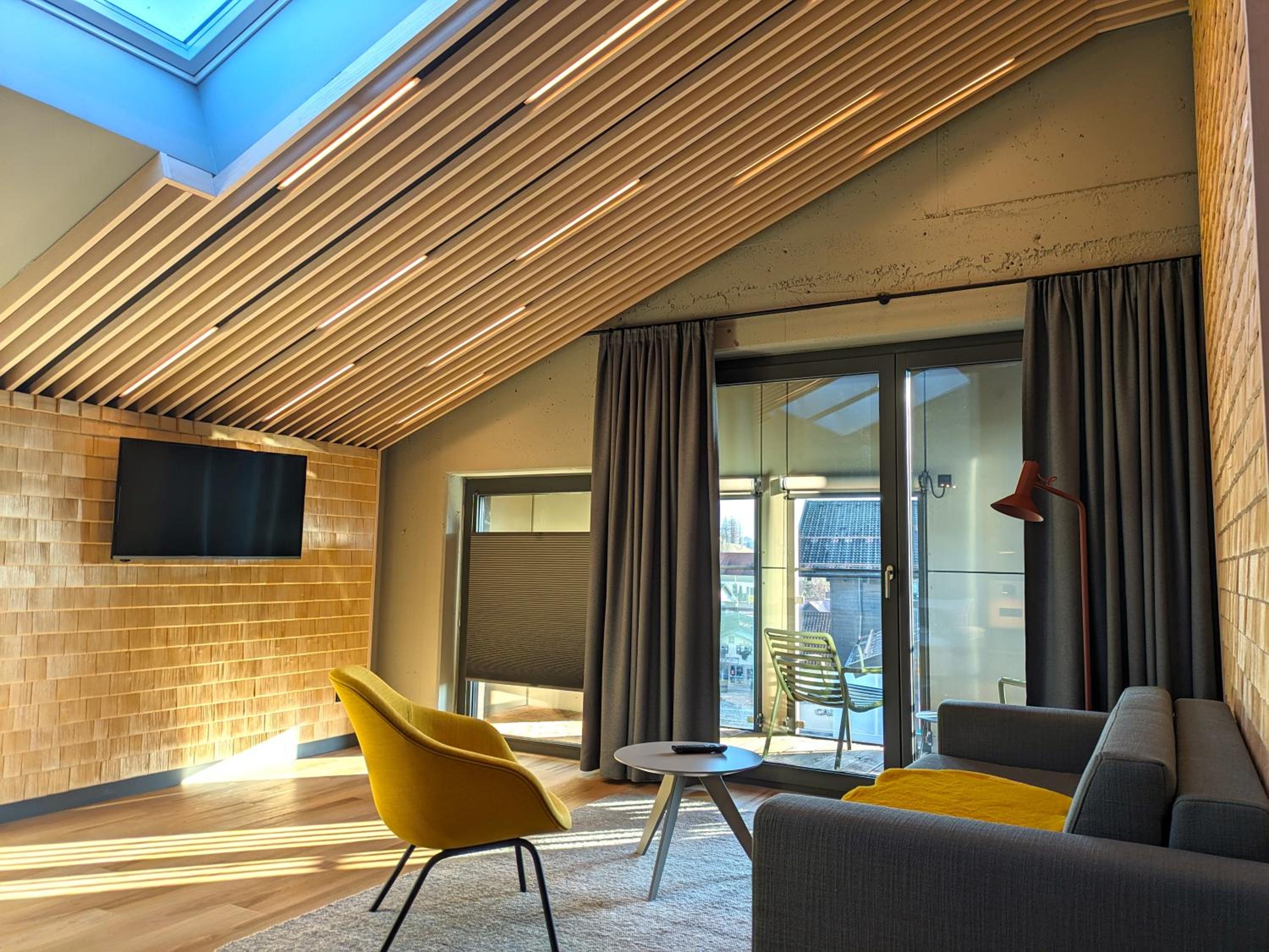 Suite with City View photo 3