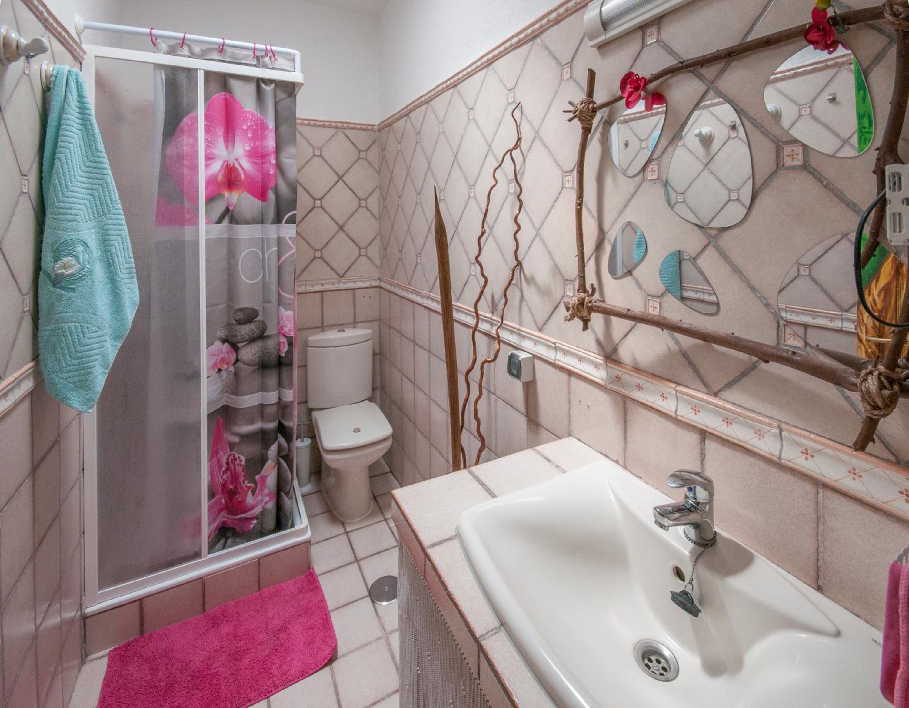 Queen Room photo 3