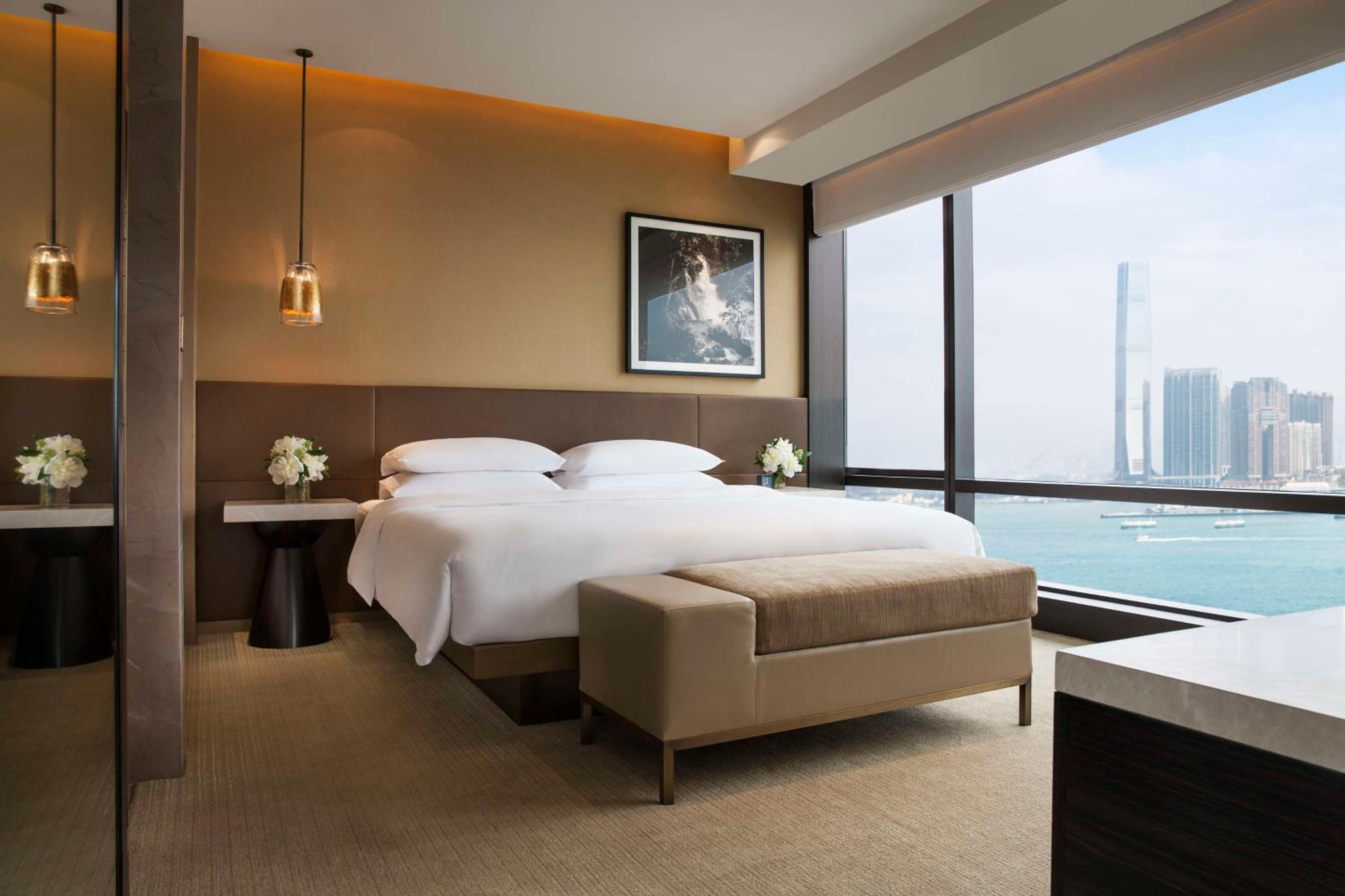 Grand Executive Suite with Harbor View