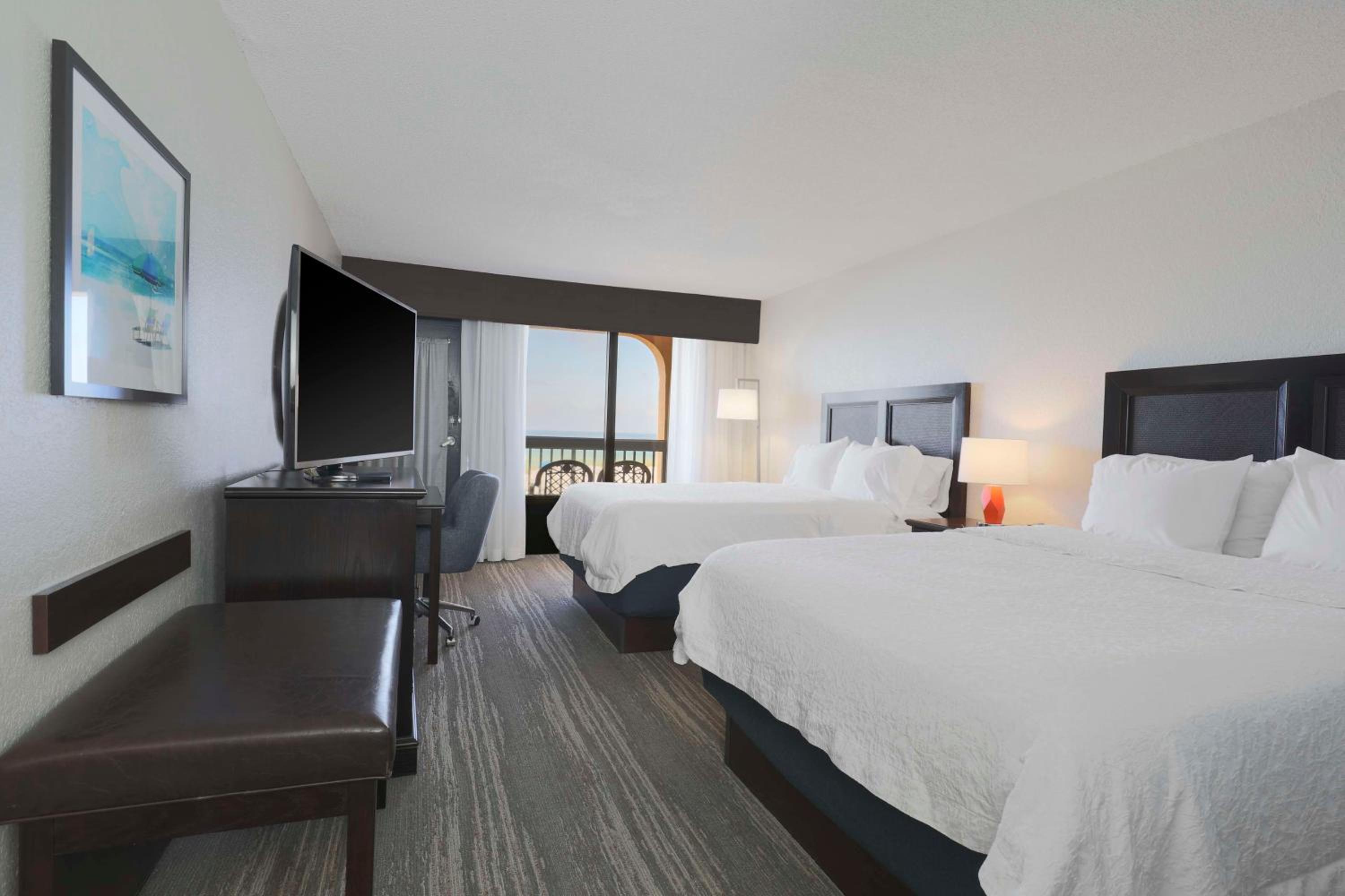 Queen Room with Two Queen Beds with Gulf View and Balcony - Photo 4