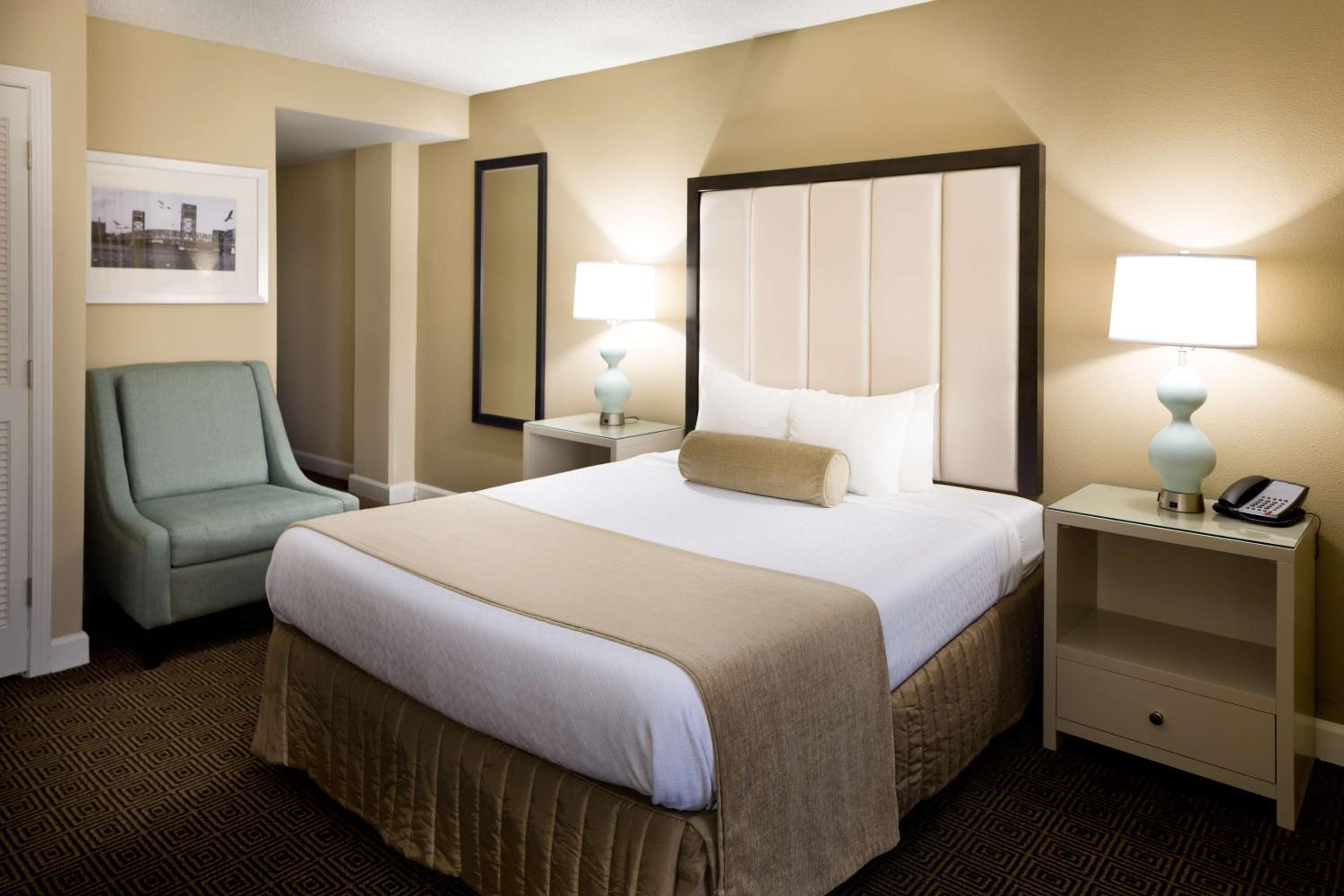 Queen Room - Photo 5