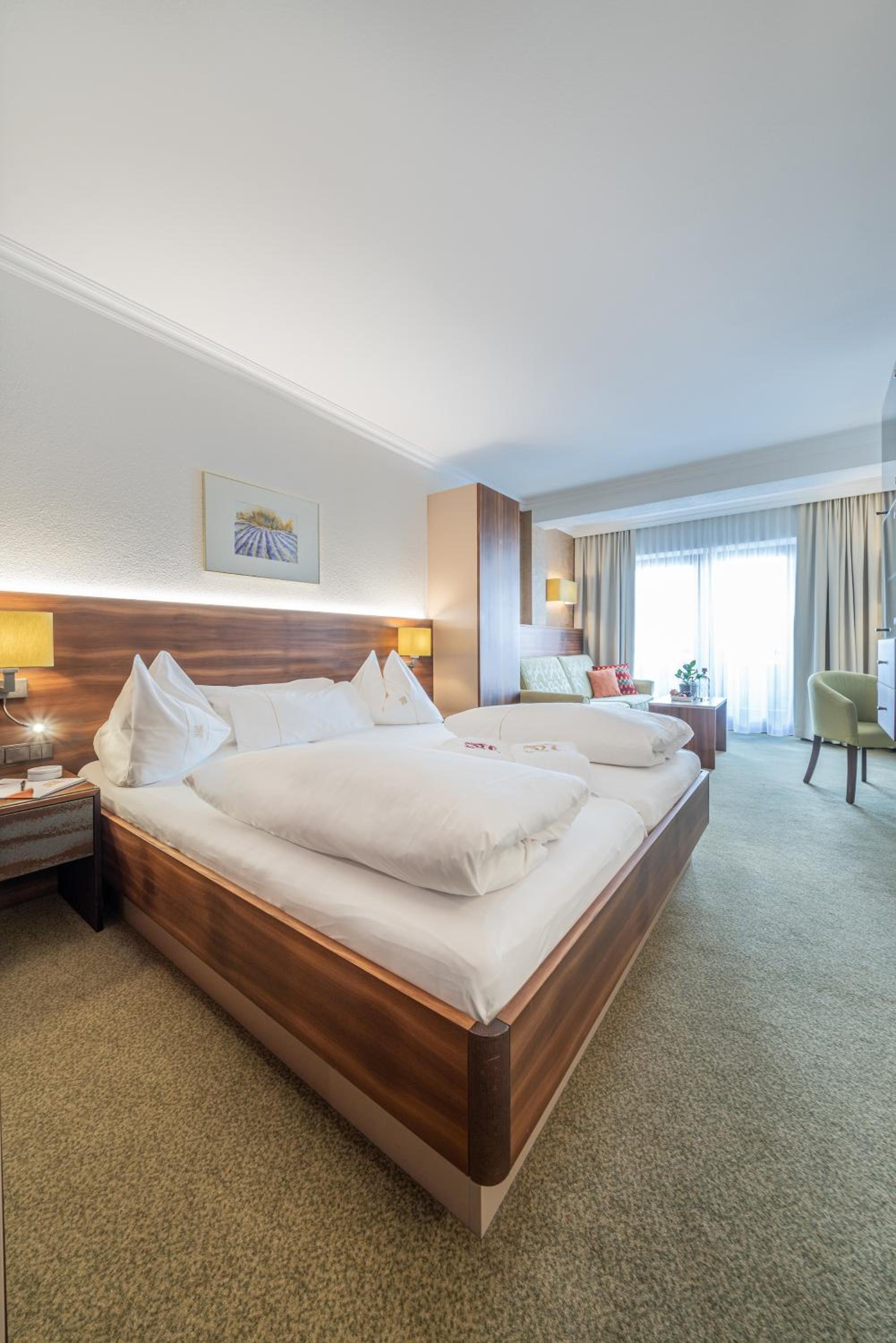 Deluxe Family Room