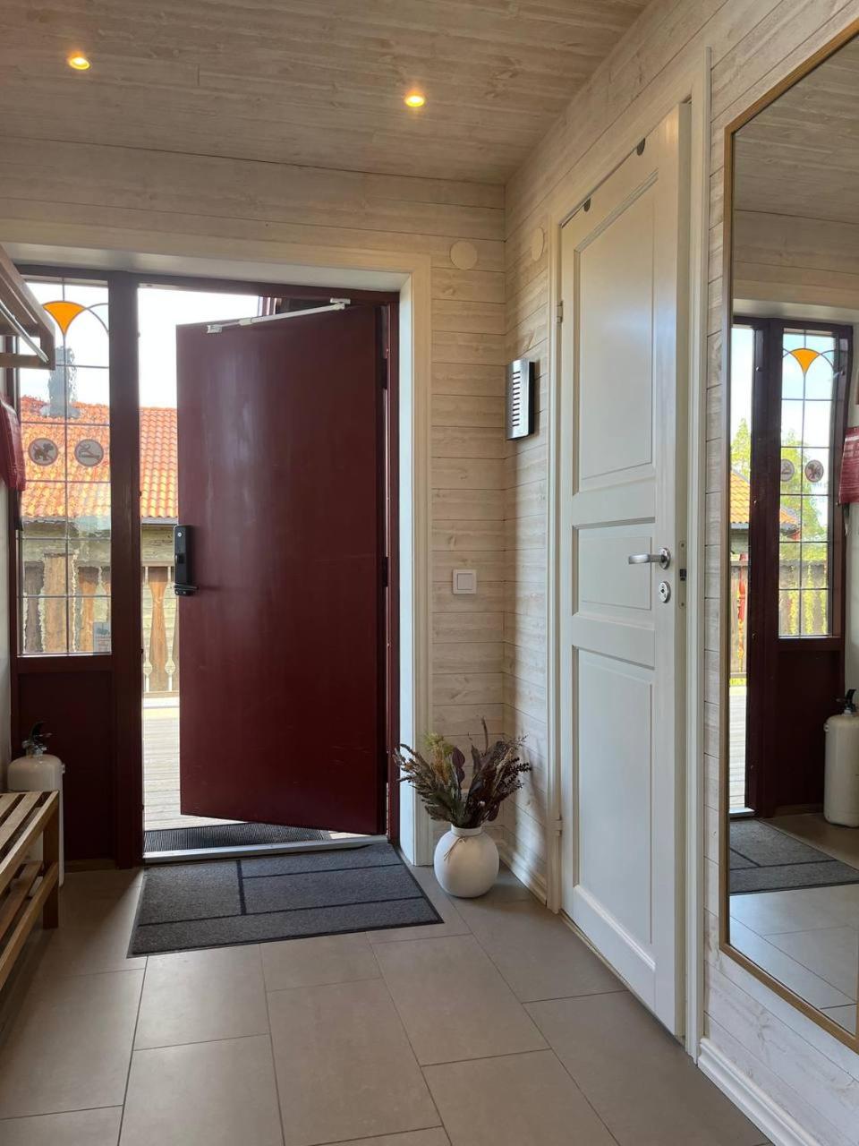 Three-Bedroom House photo 1