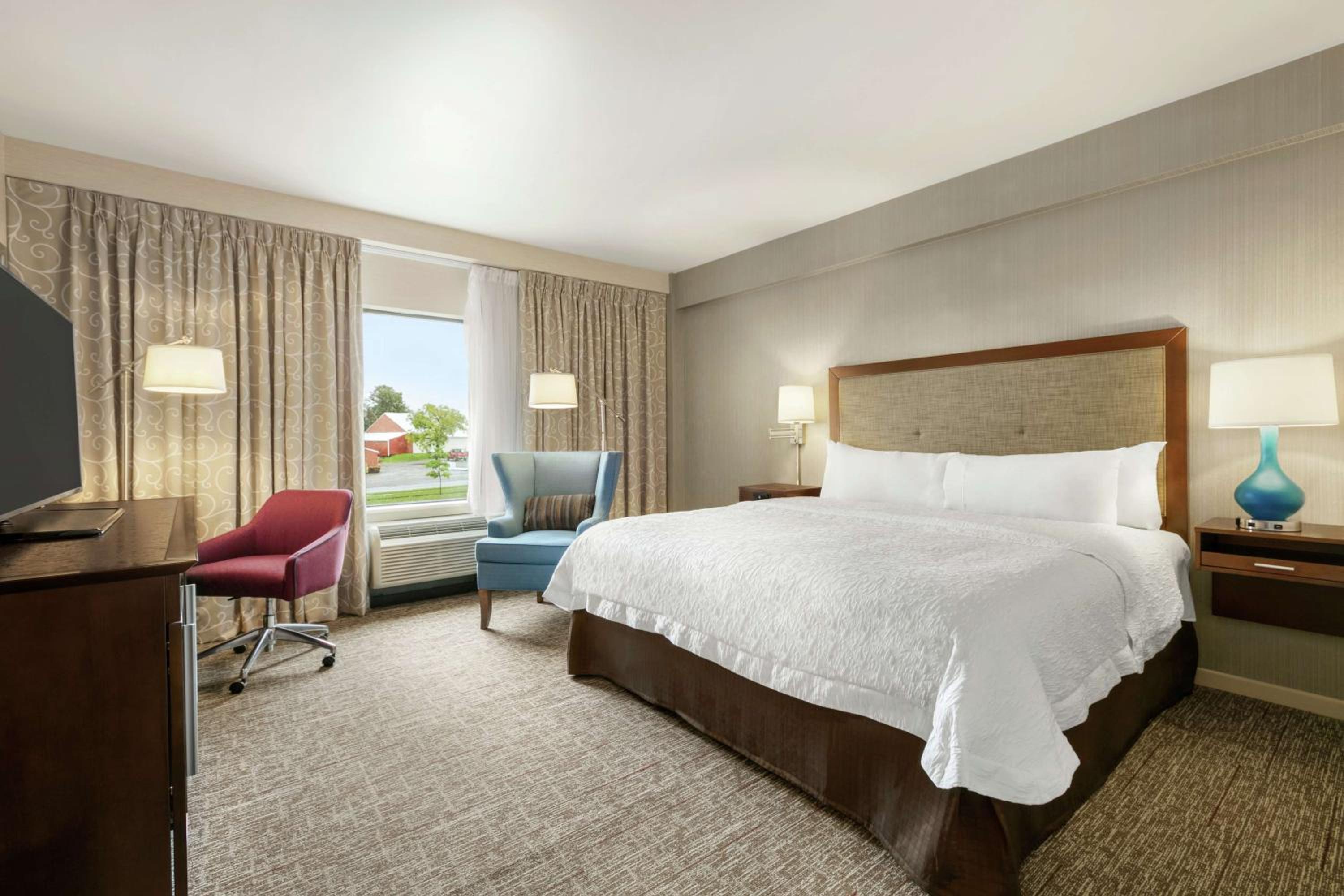 King Room - Hearing Access/Non-Smoking