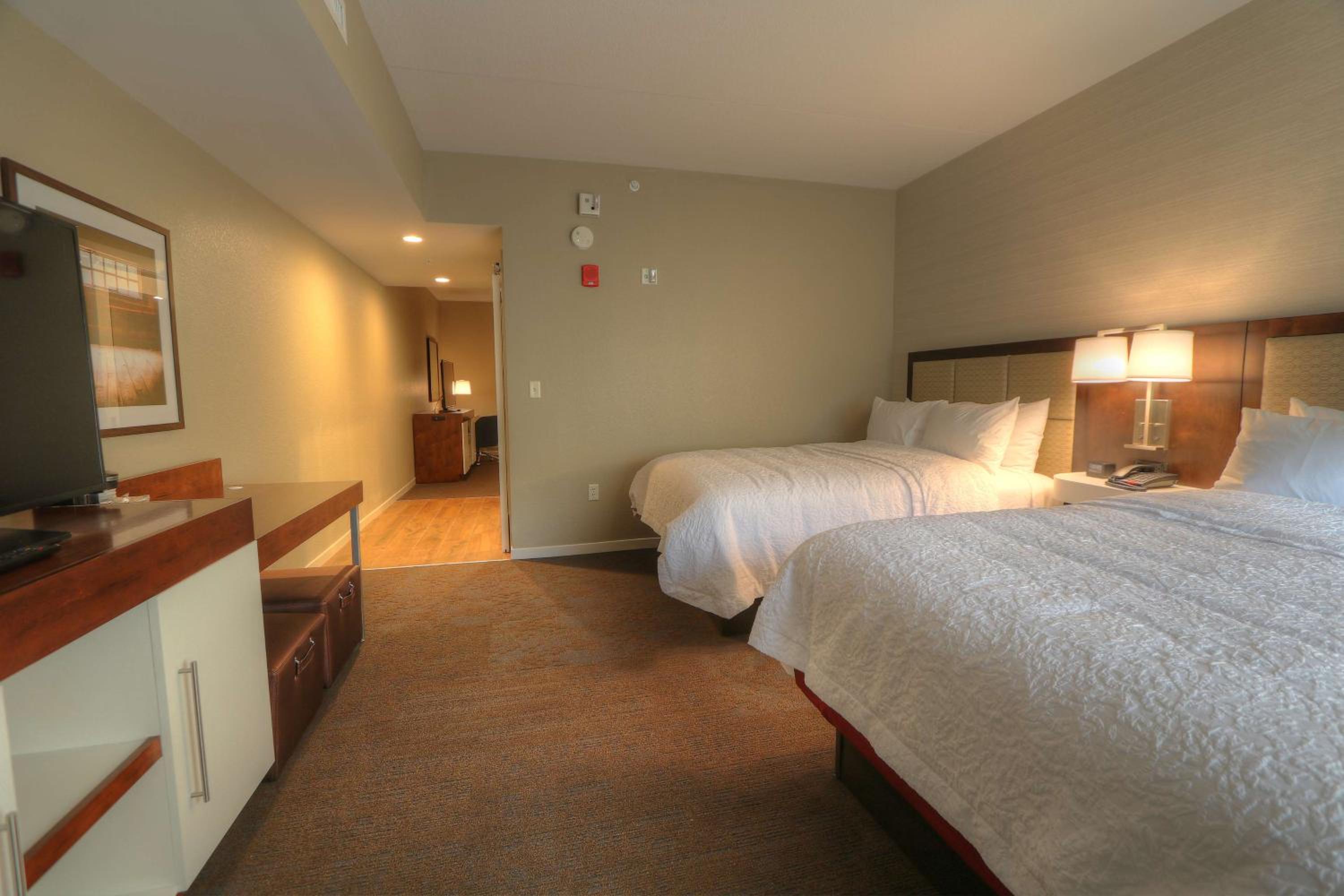 Queen Studio Suite with Two Queen Beds - Mobility Access/Non-Smoking - Photo 1