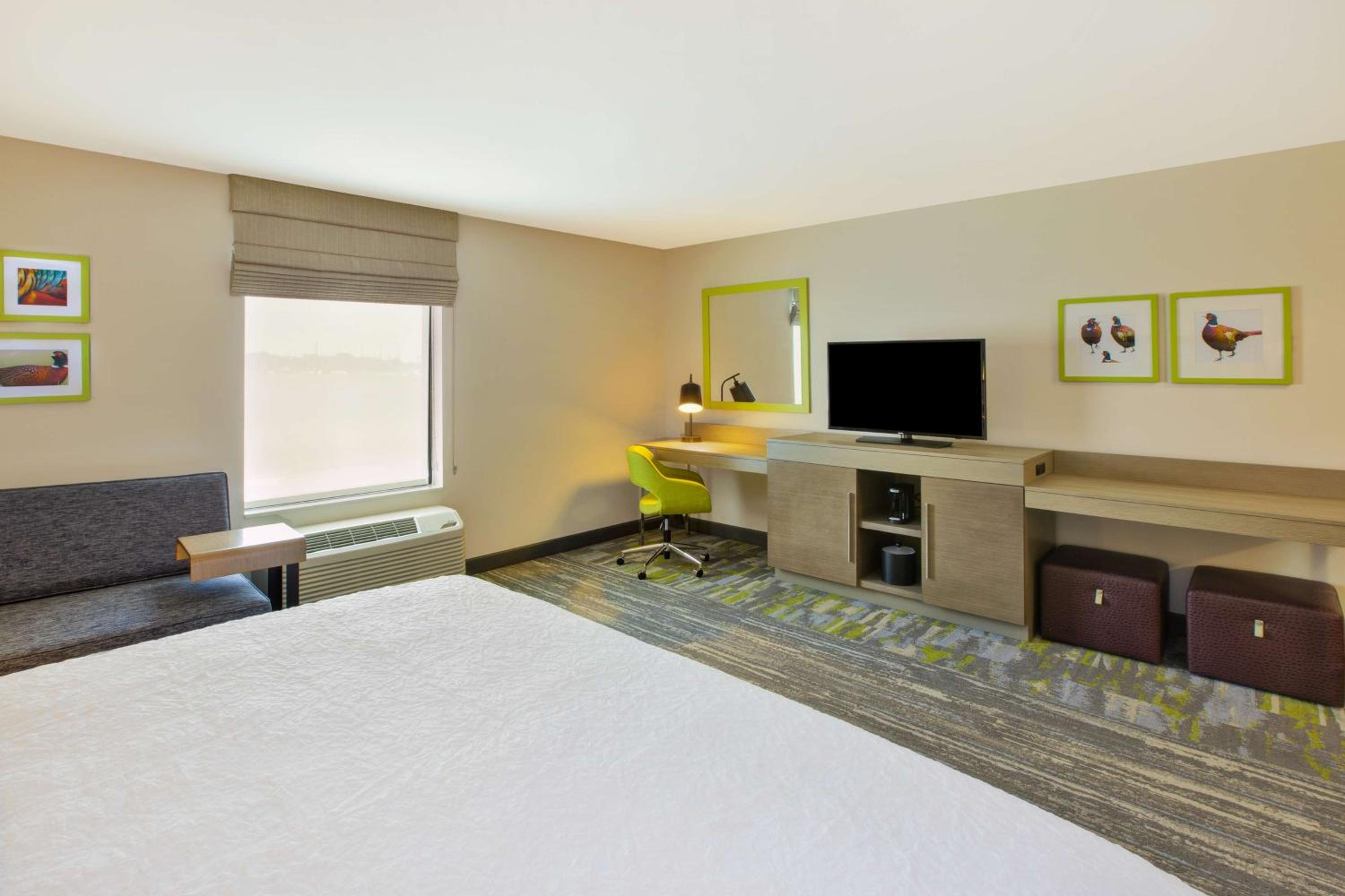King Room - Non-Smoking