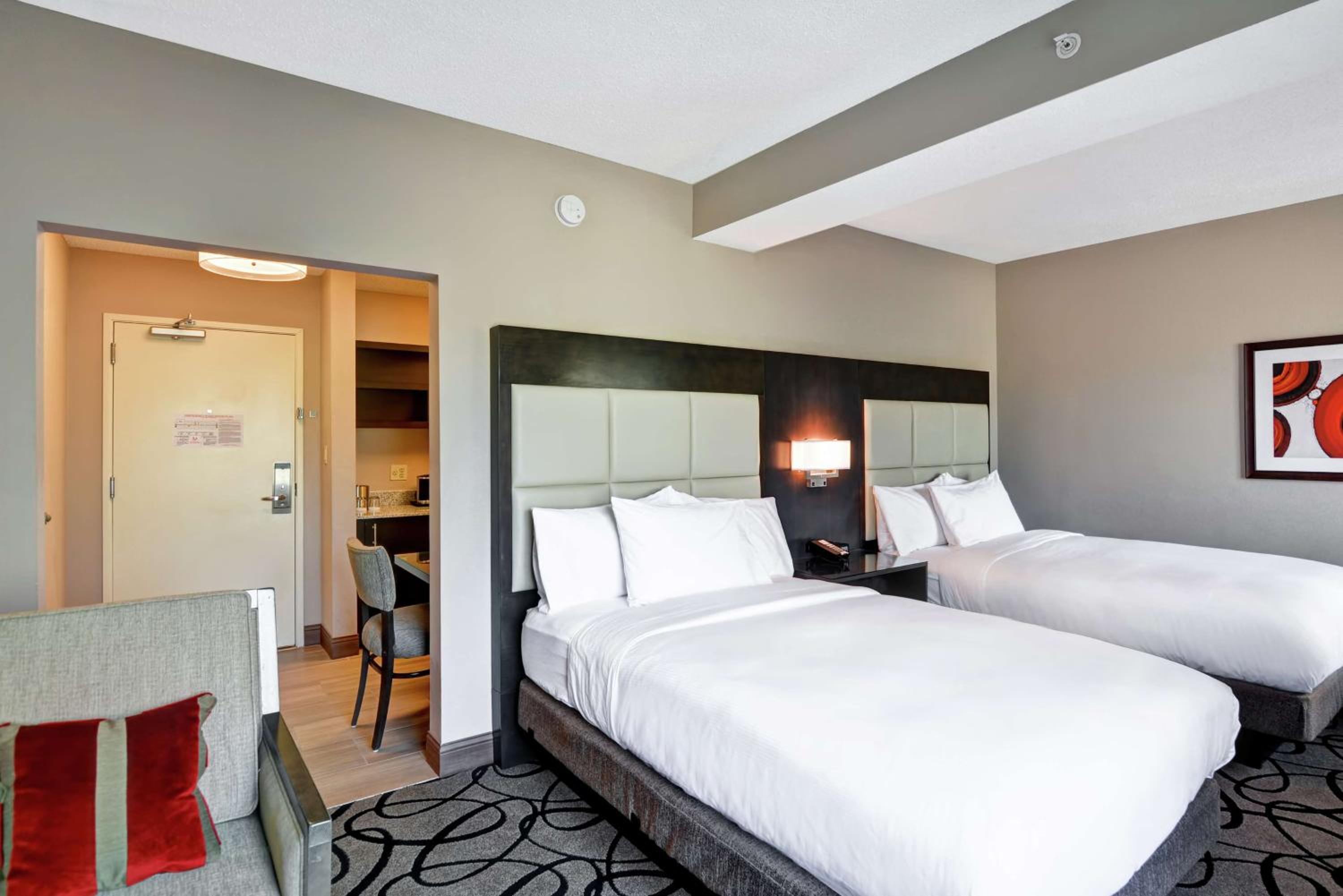 Double Room with Two Double Beds photo 3