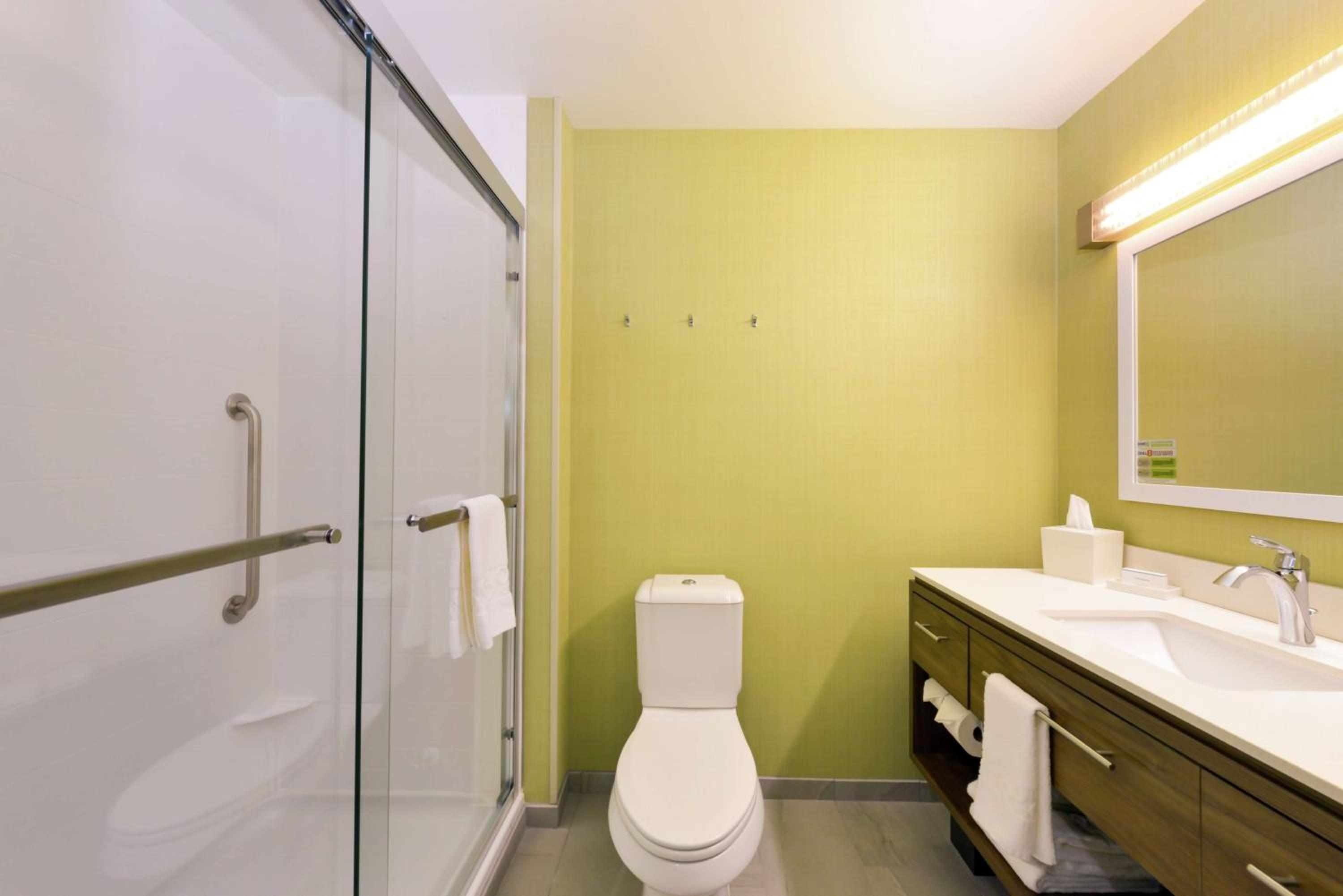 King Studio Suite - Non-Smoking photo 3