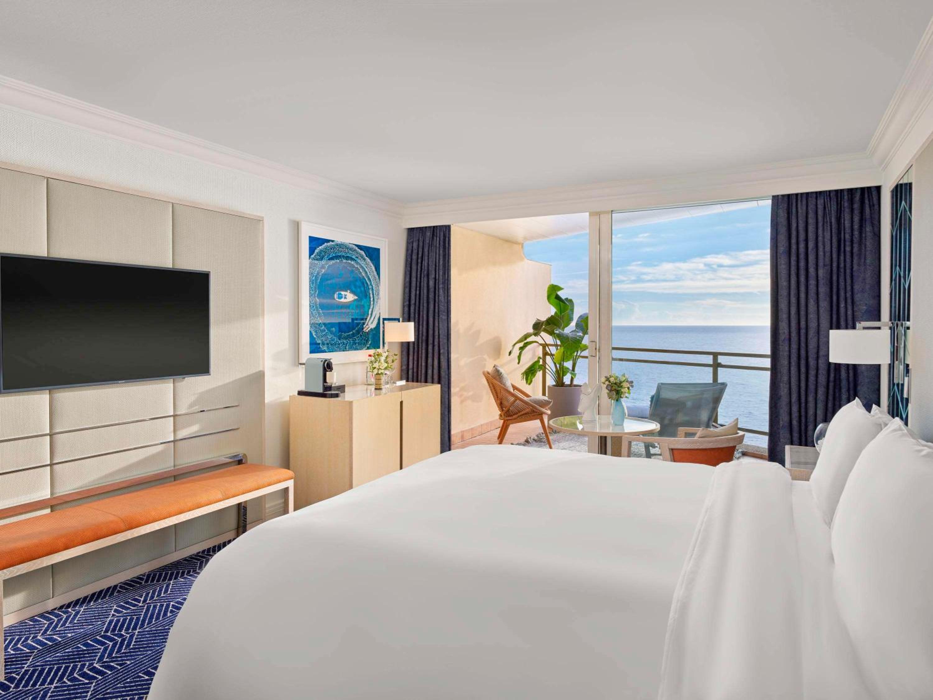 Riviera Suite with Sea View