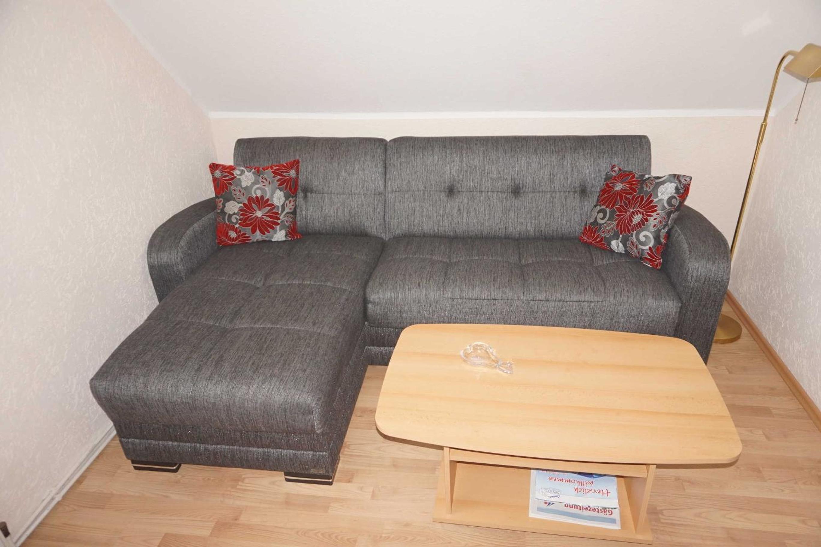 One-Bedroom Apartment with Balcony photo 2