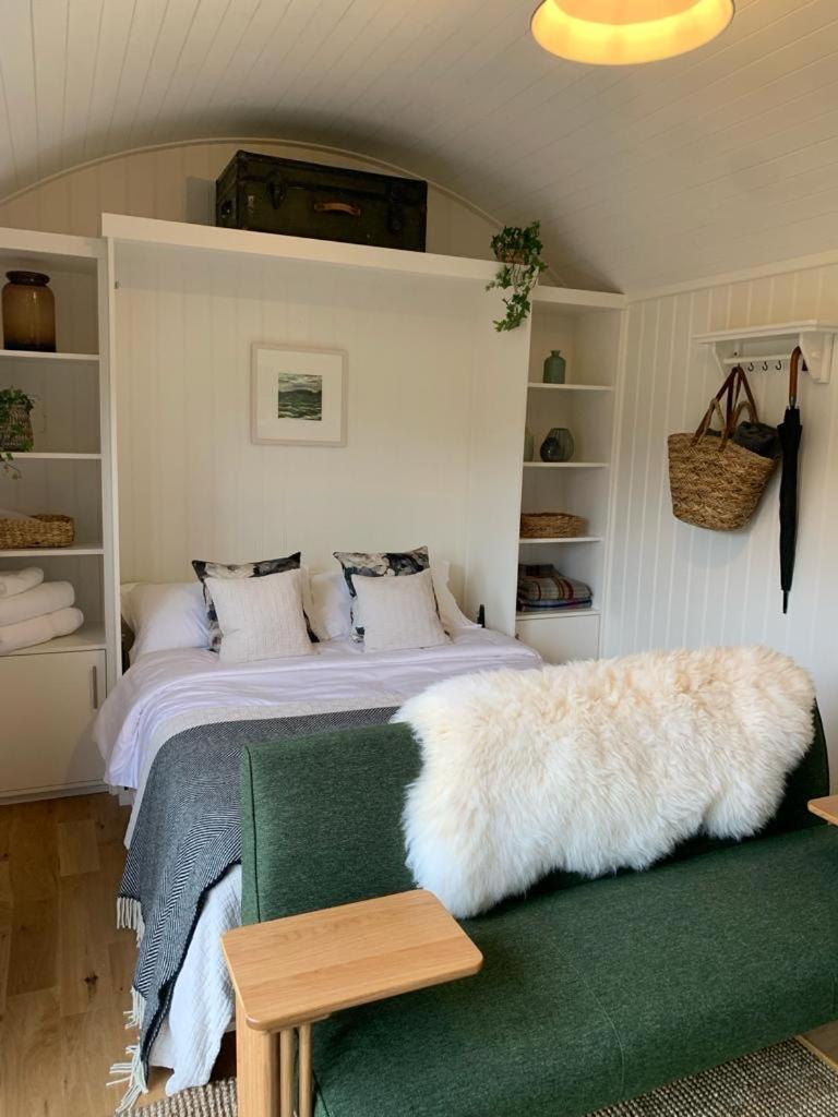 Fern Shepherds Hut (Adults Only) photo 1