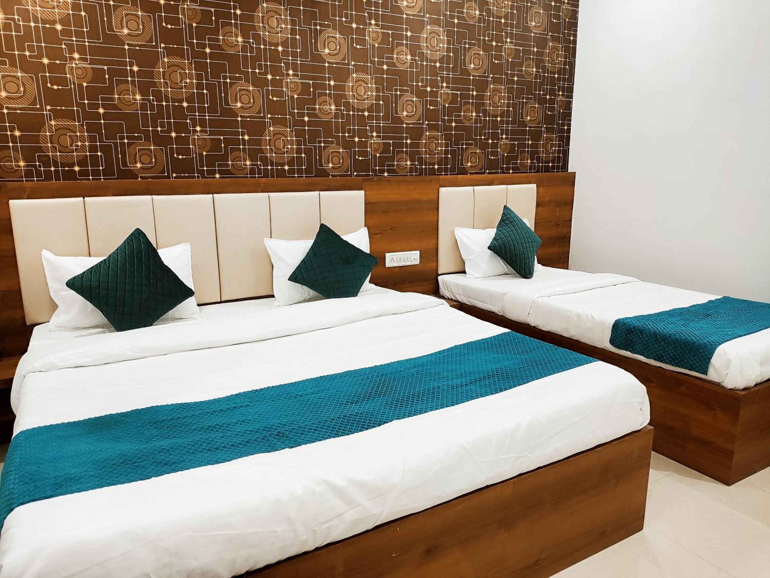 Luxury Triple Room photo 1