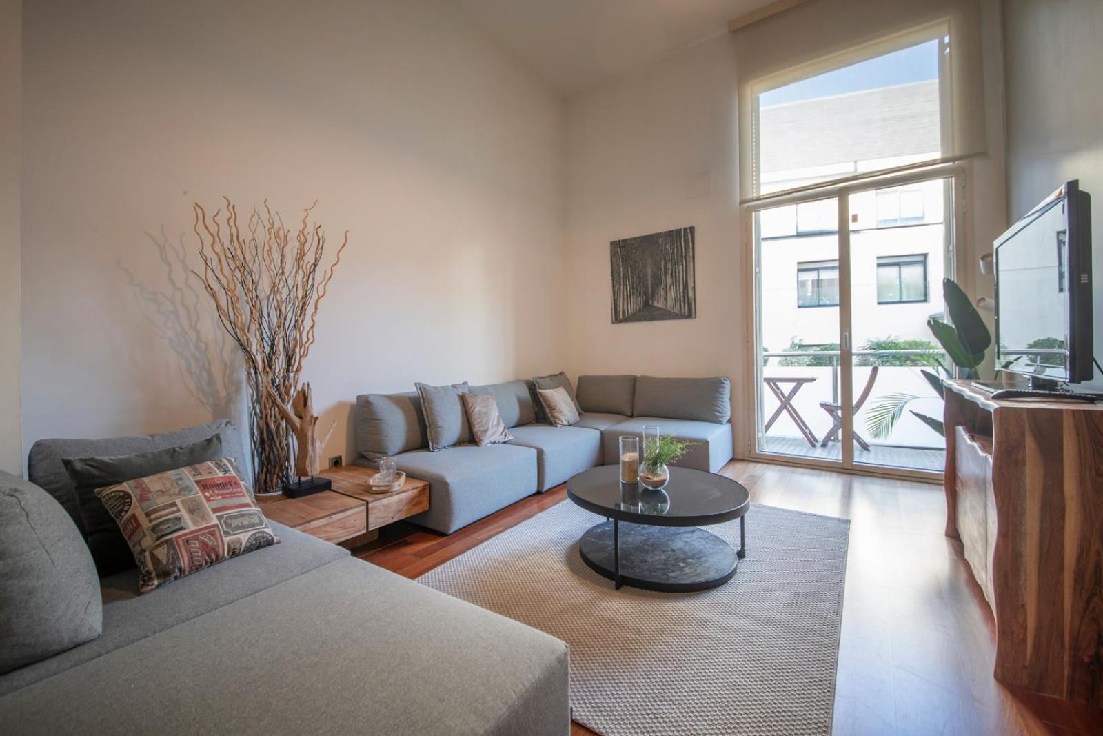 Apartamento de cuatro habitaciones - Ronda Sant Pere 3