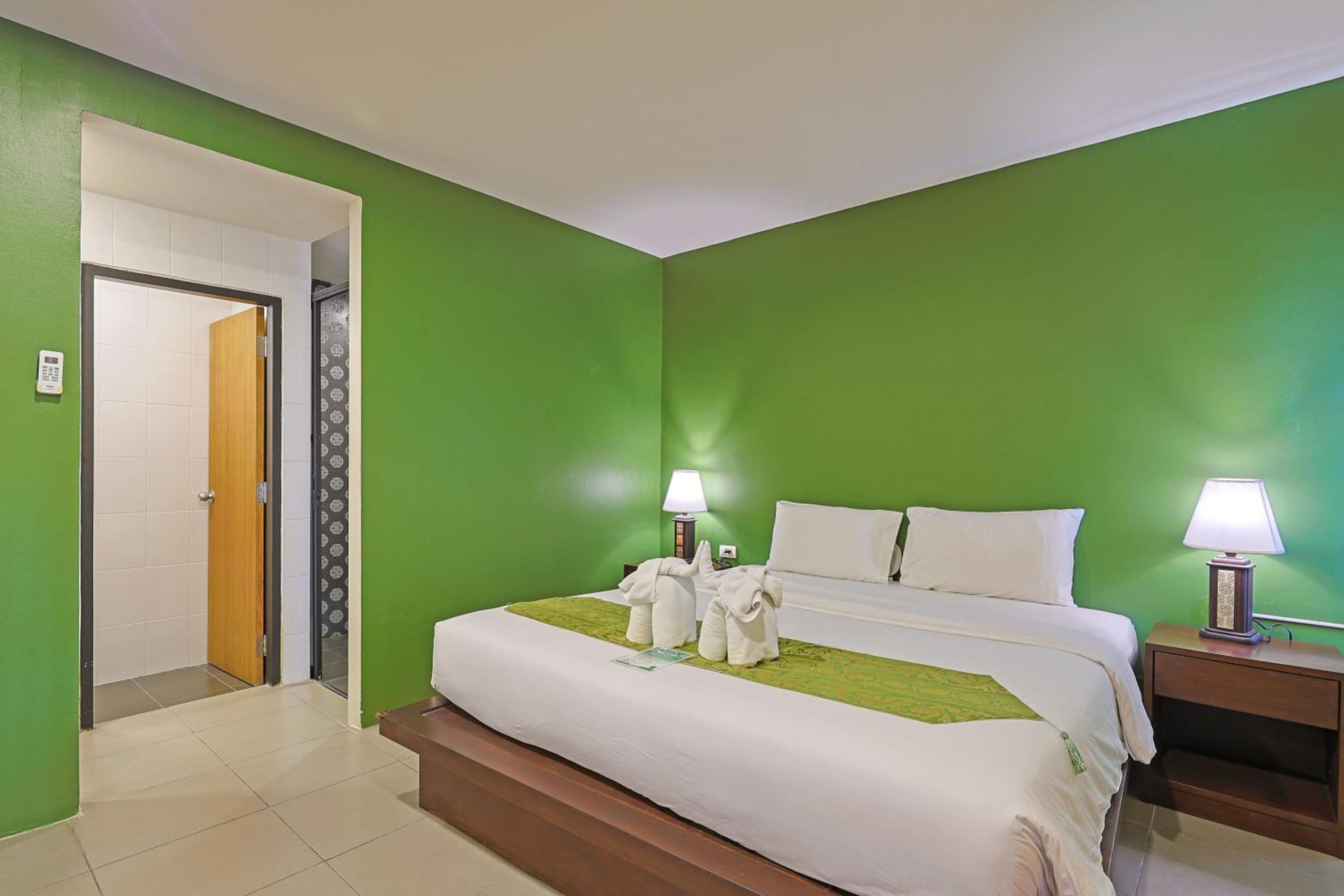 Suite - Photo 2